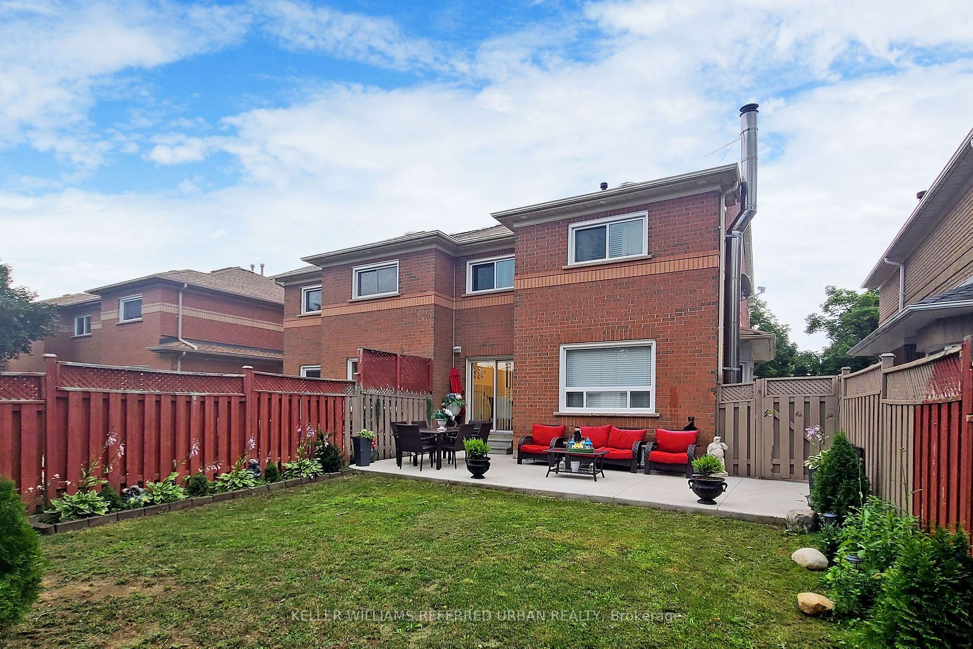 138 Rainforest Dr