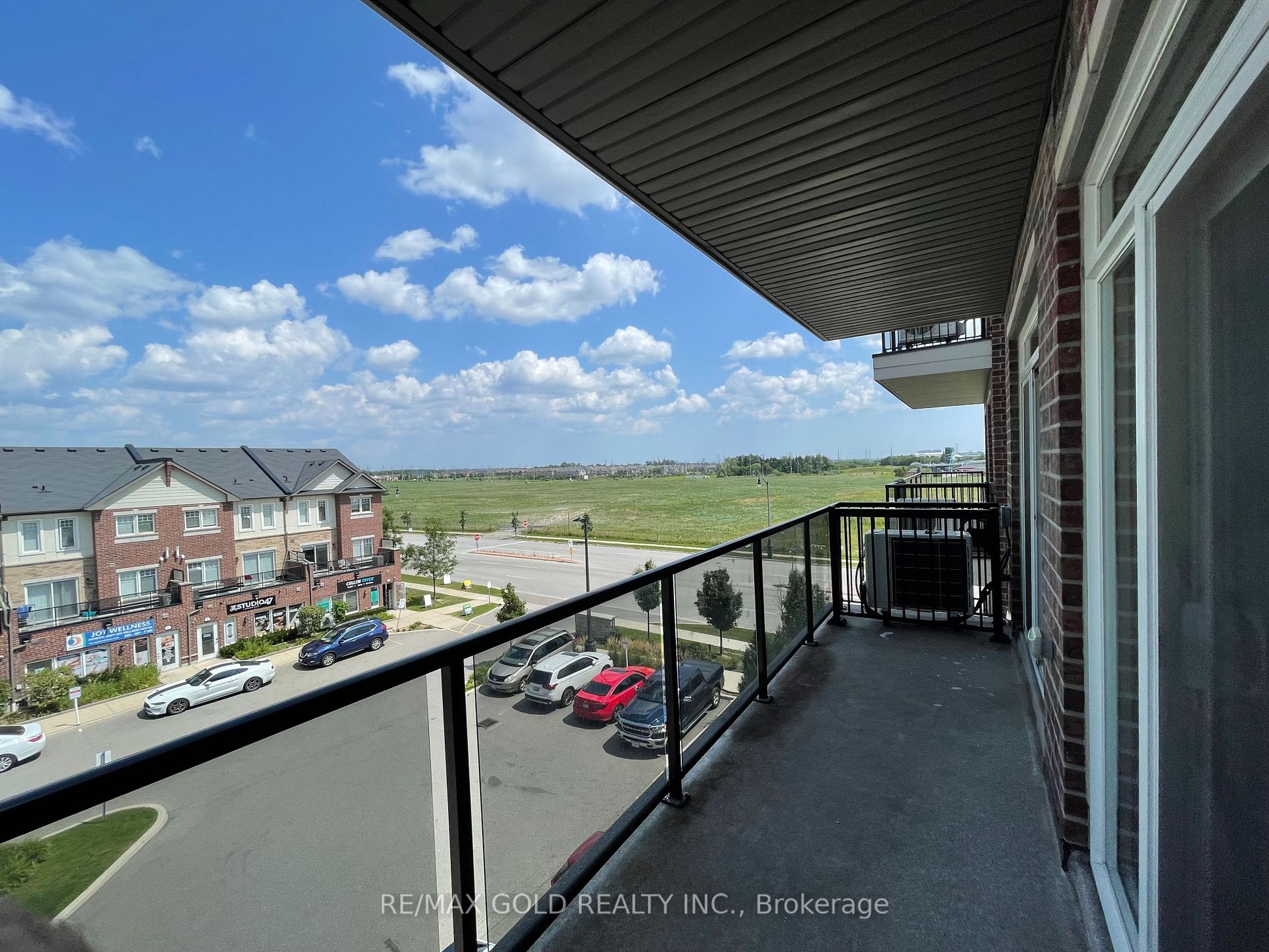50 Sky Harbour Drive, #304