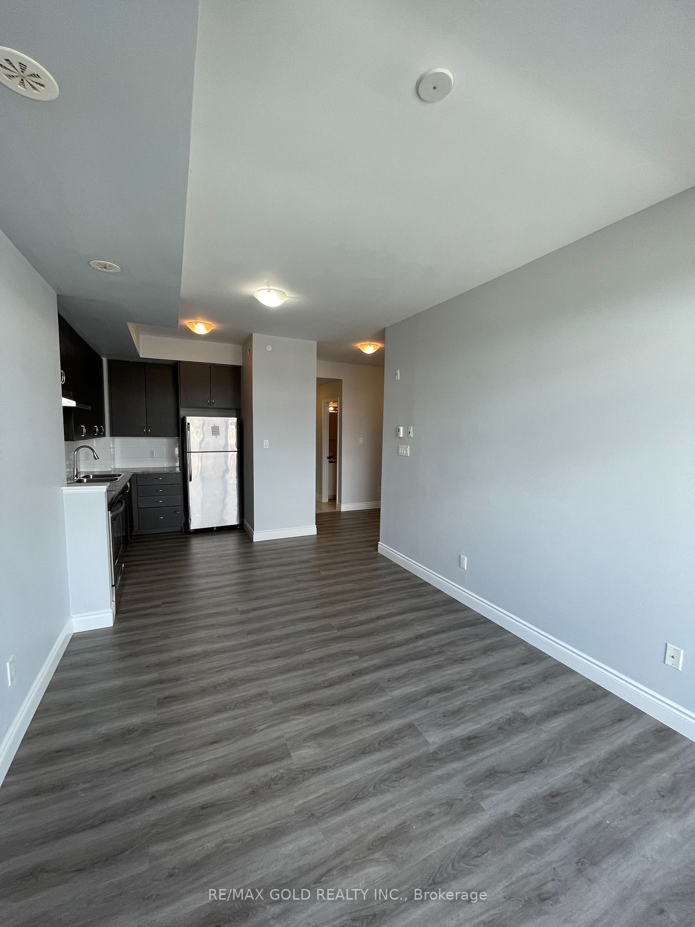 50 Sky Harbour Drive, #304