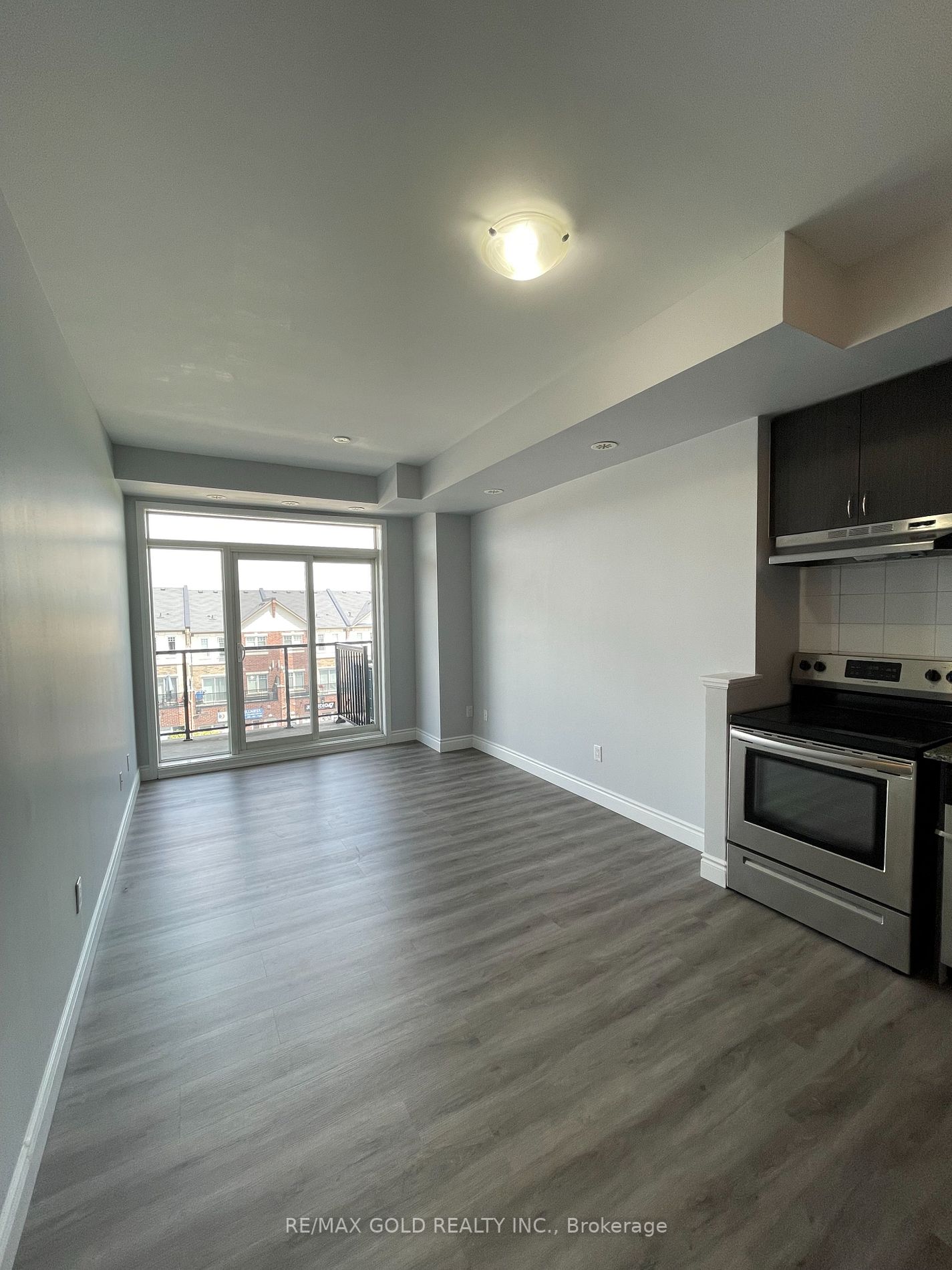 50 Sky Harbour Drive, #304