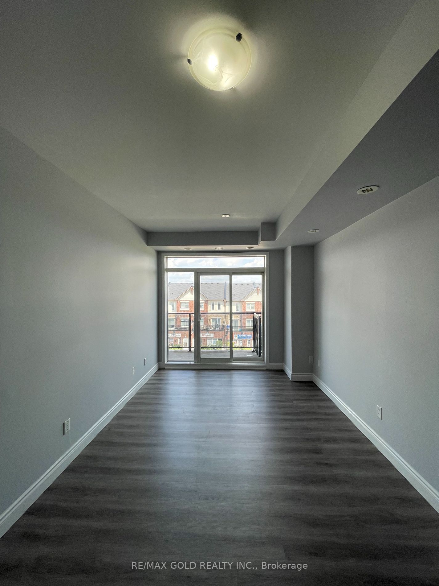50 Sky Harbour Drive, #304