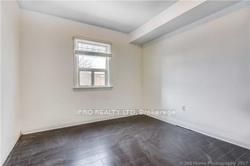 75-79 Queen St W