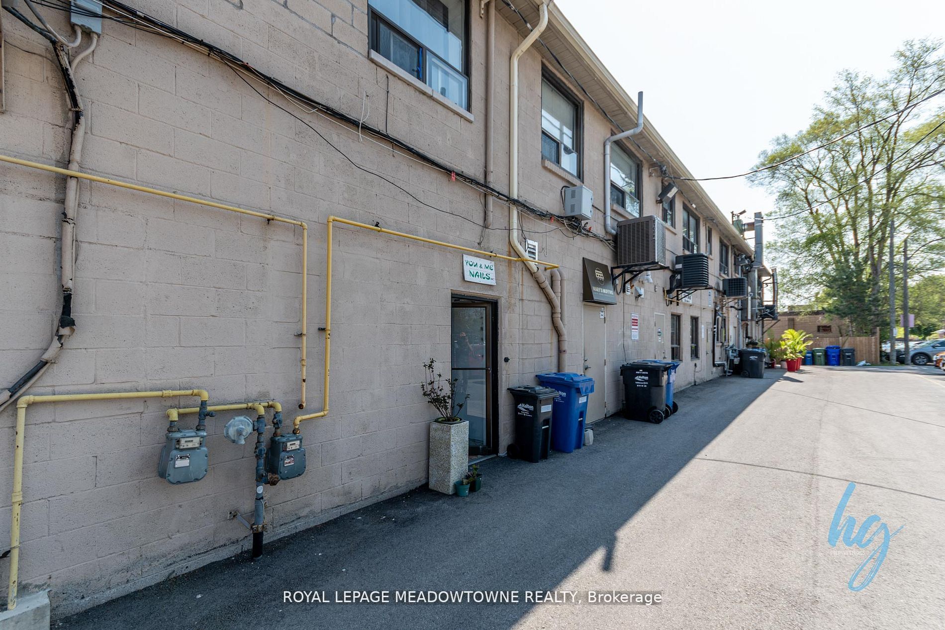 328 Kerr St