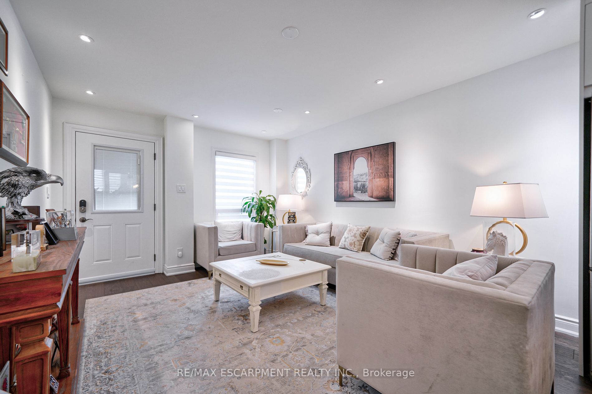 Listing W6729678 - Large Photo # 4