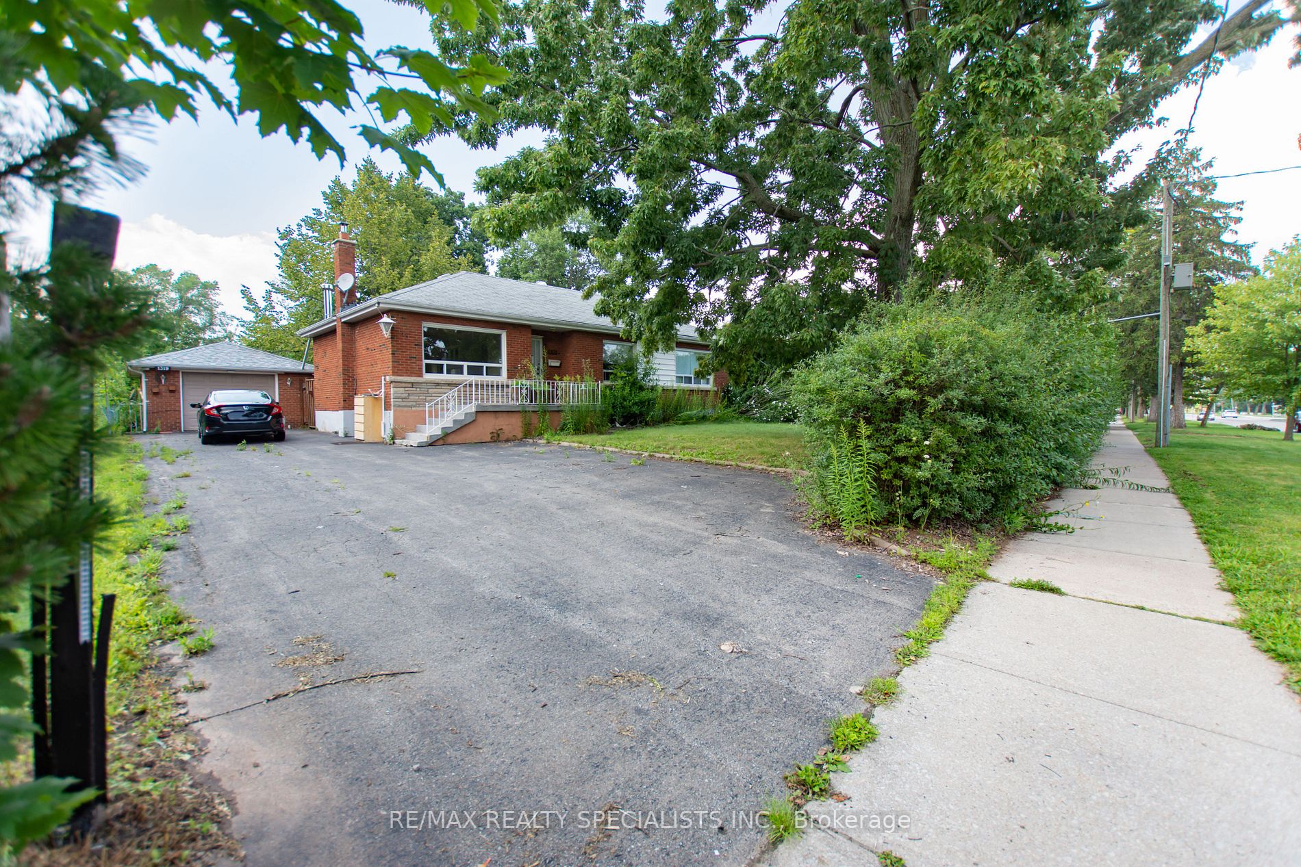 1319 Rebecca Street