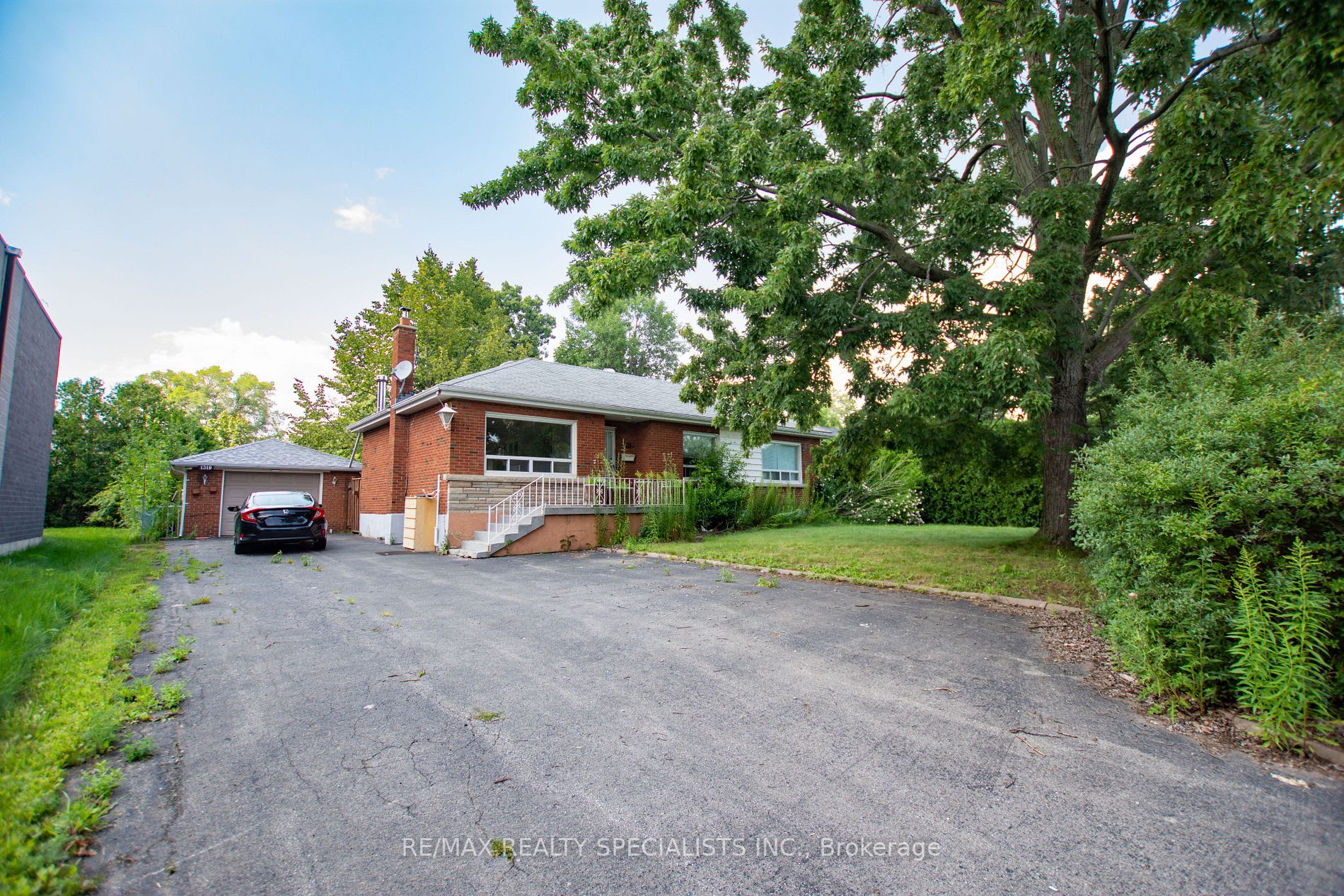 1319 Rebecca Street