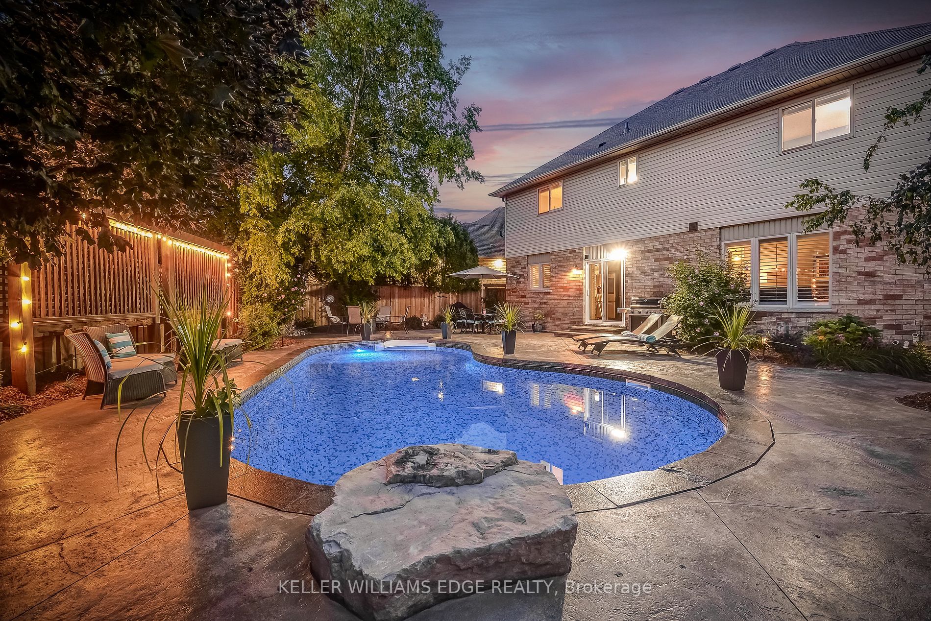 672 Sandcherry Dr