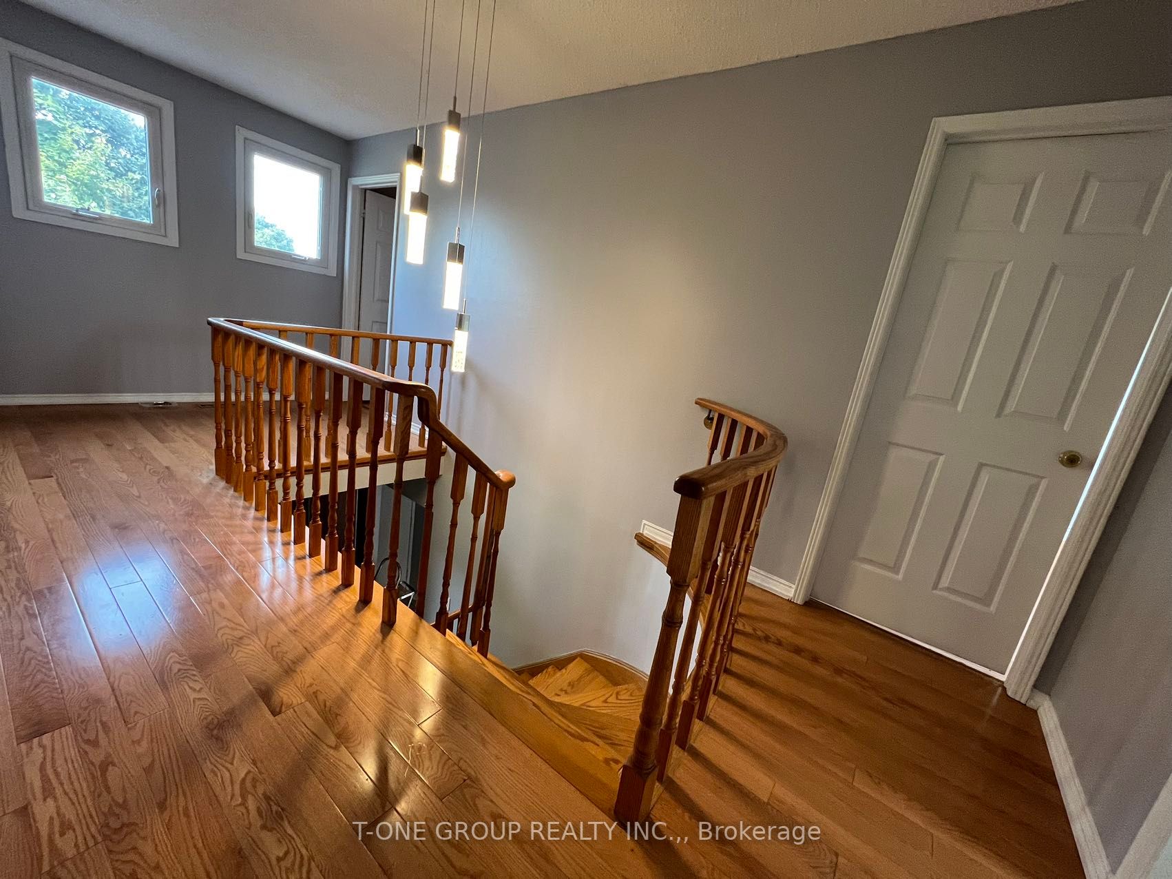 63 Stillwater Cres