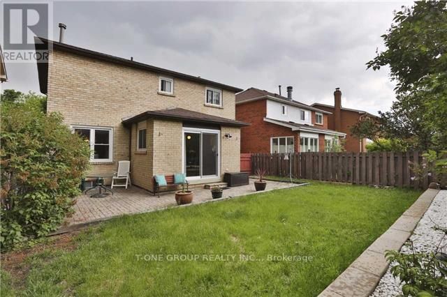 63 Stillwater Cres