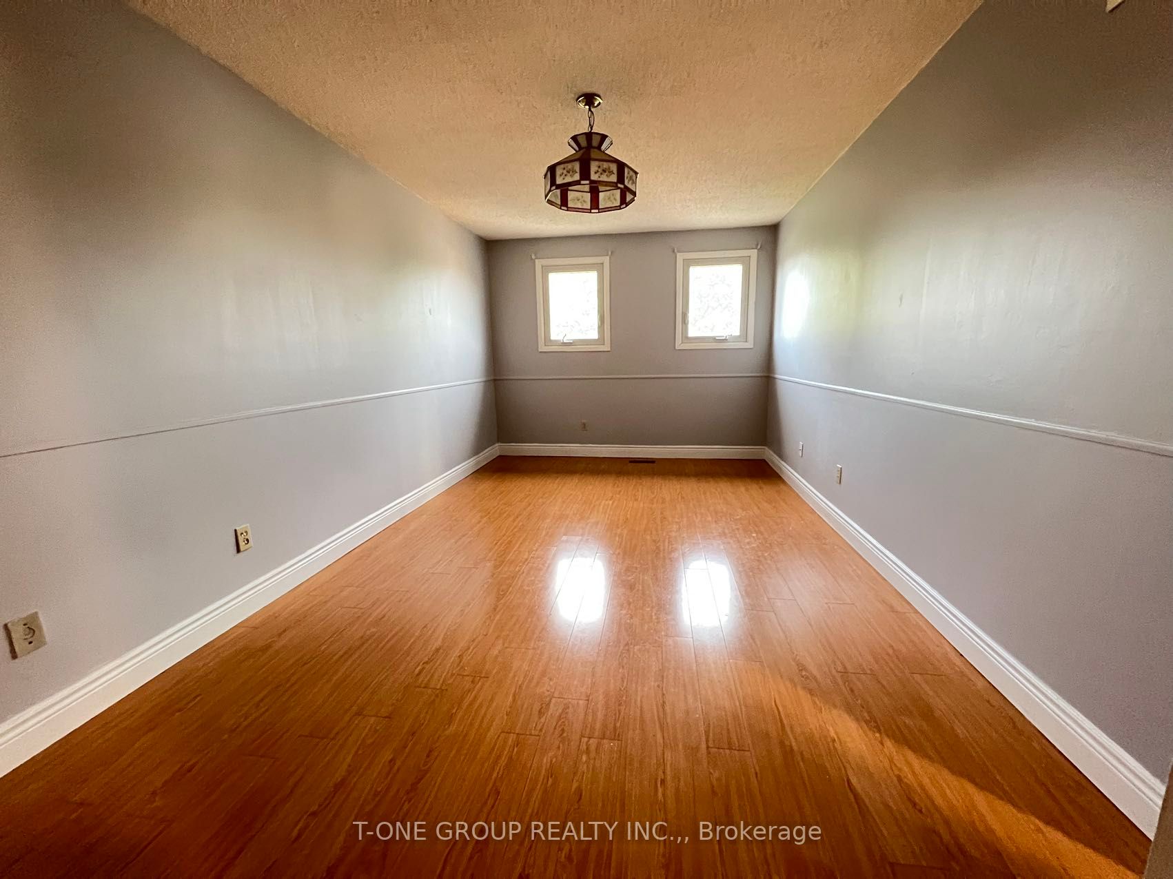 63 Stillwater Cres