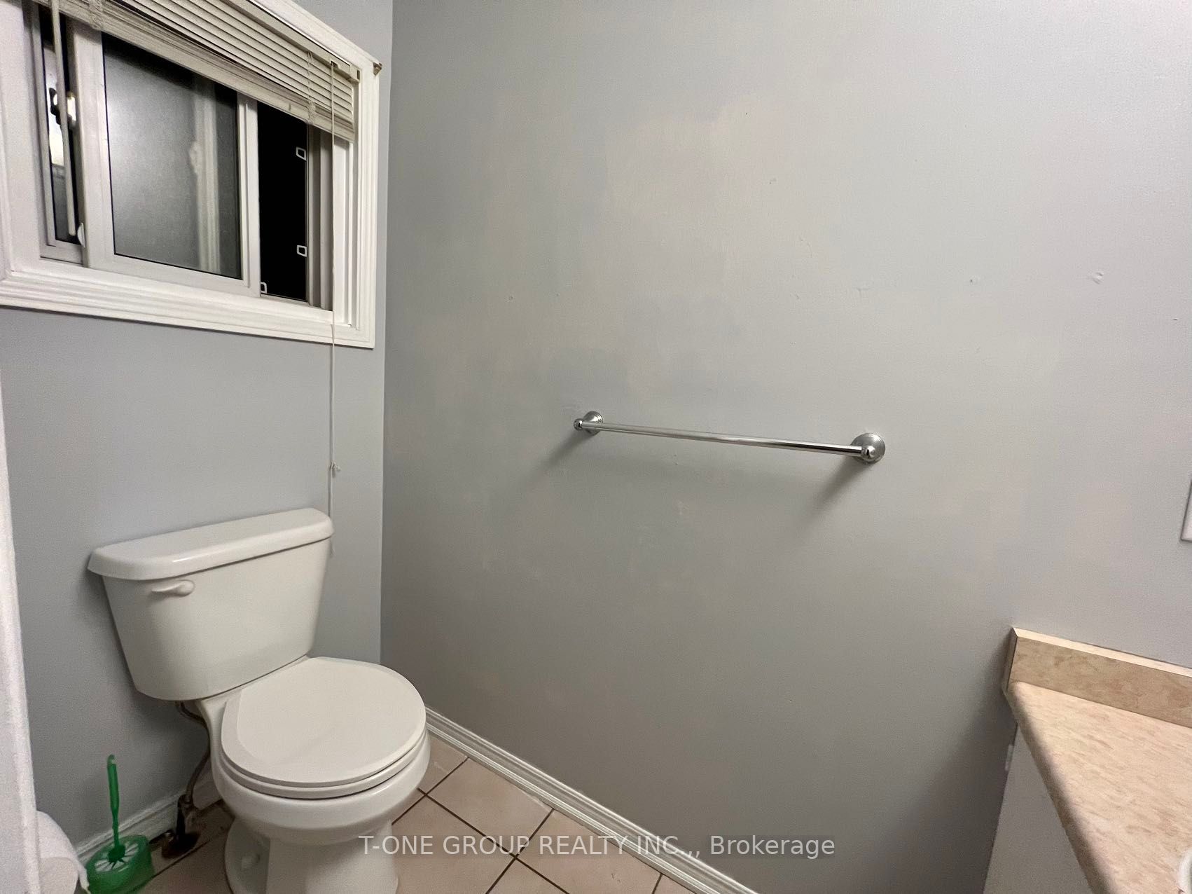 63 Stillwater Cres