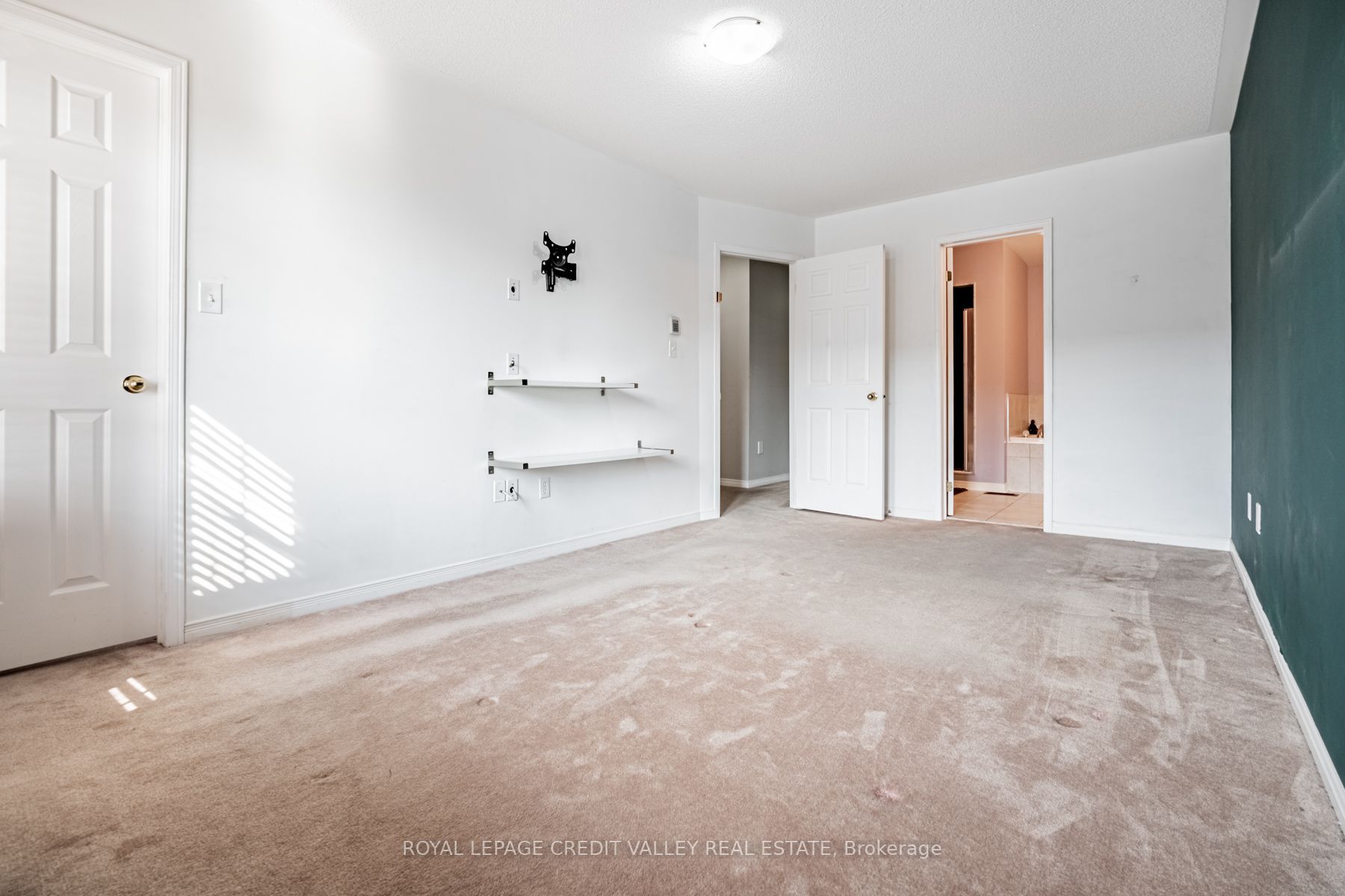 399 Aspendale Cres