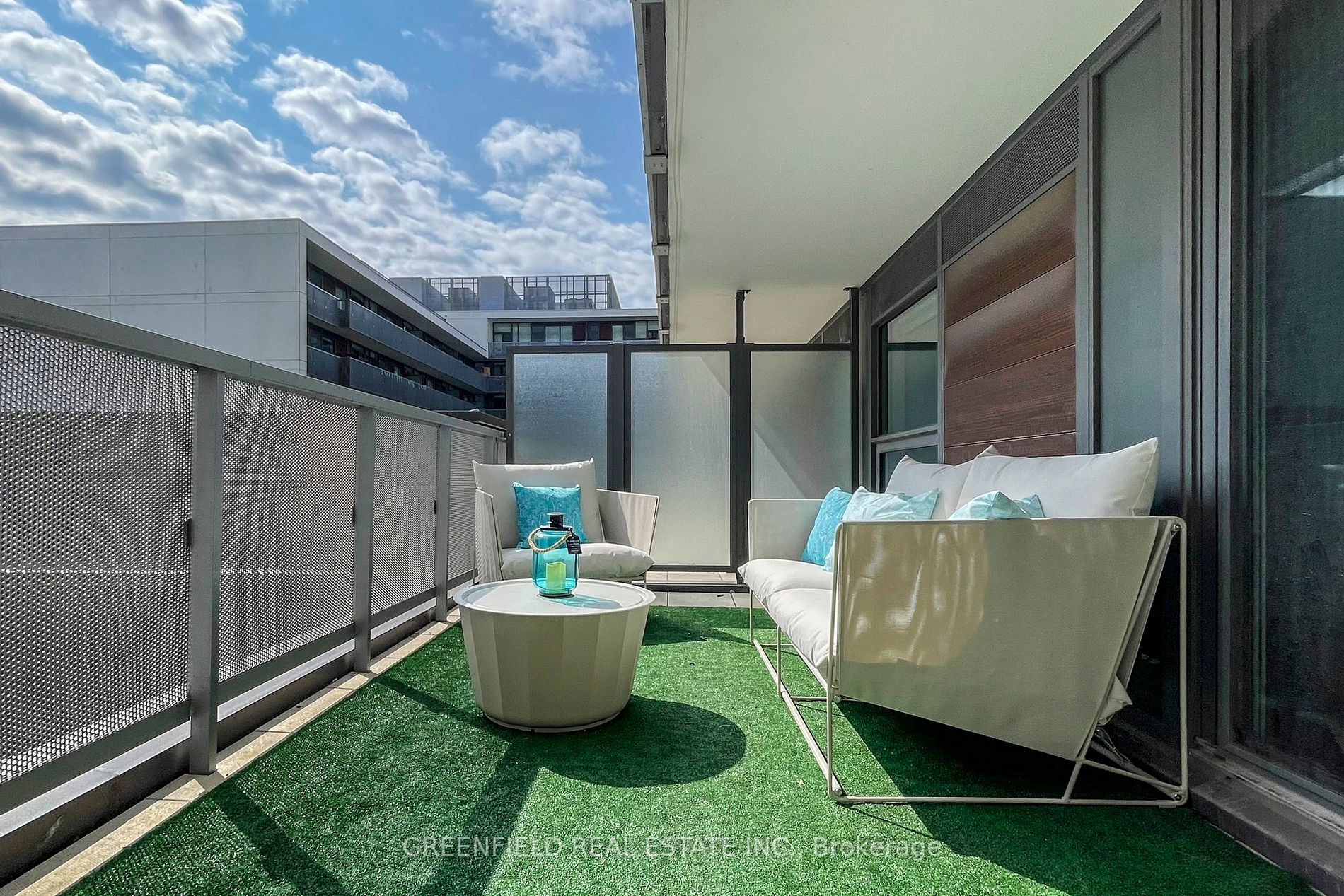 160 Flemington Rd, #326