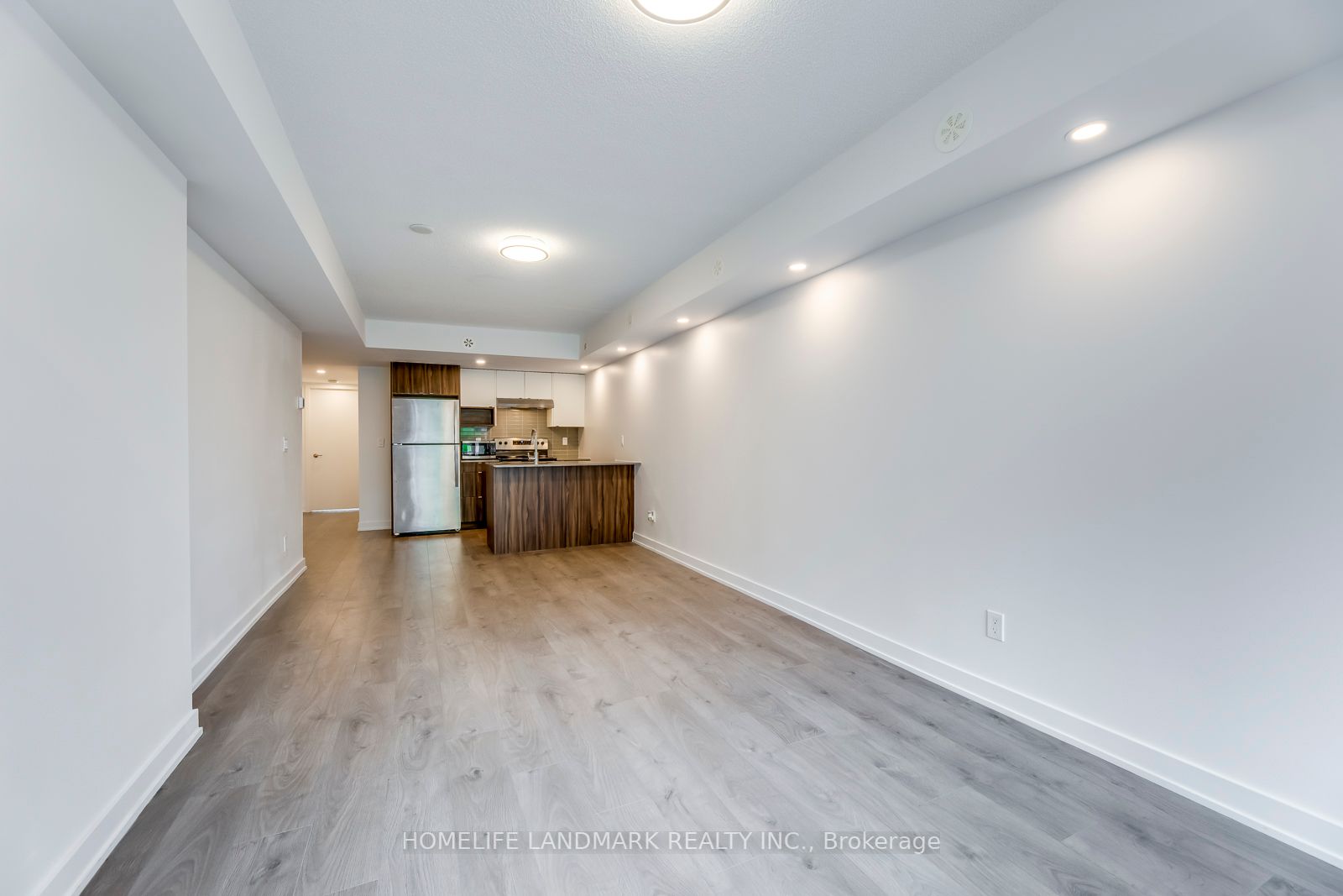 1133 Cooke Boulevard, #808