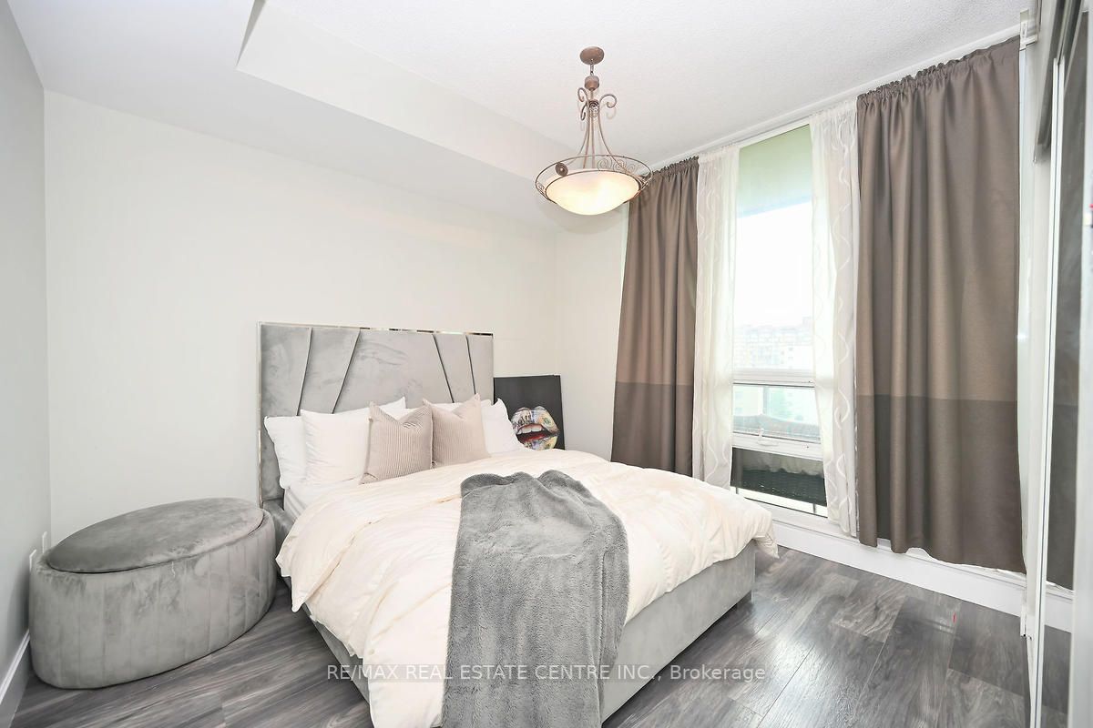 3525 Kariya Dr, #712