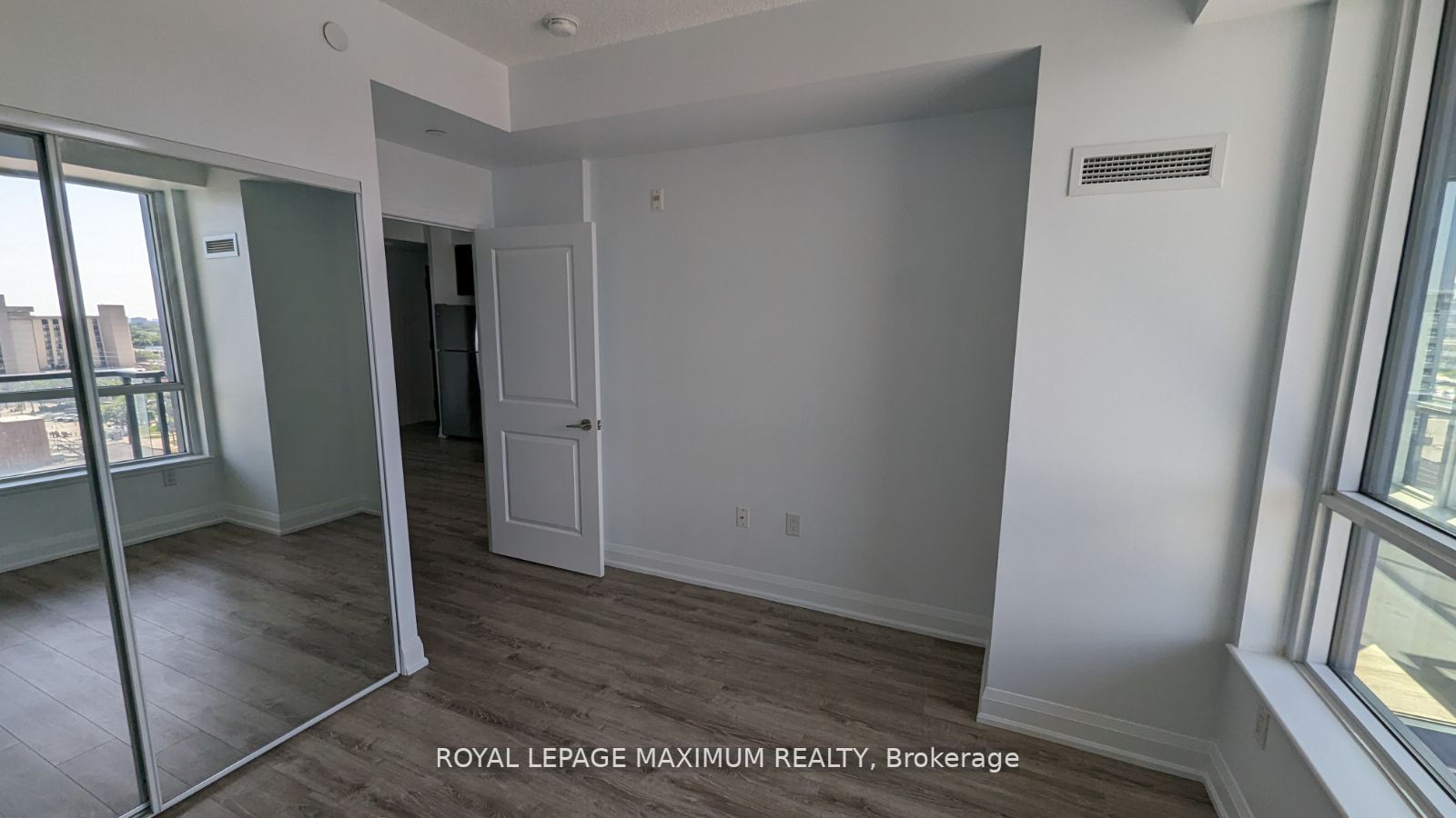2800 Keele St, #813