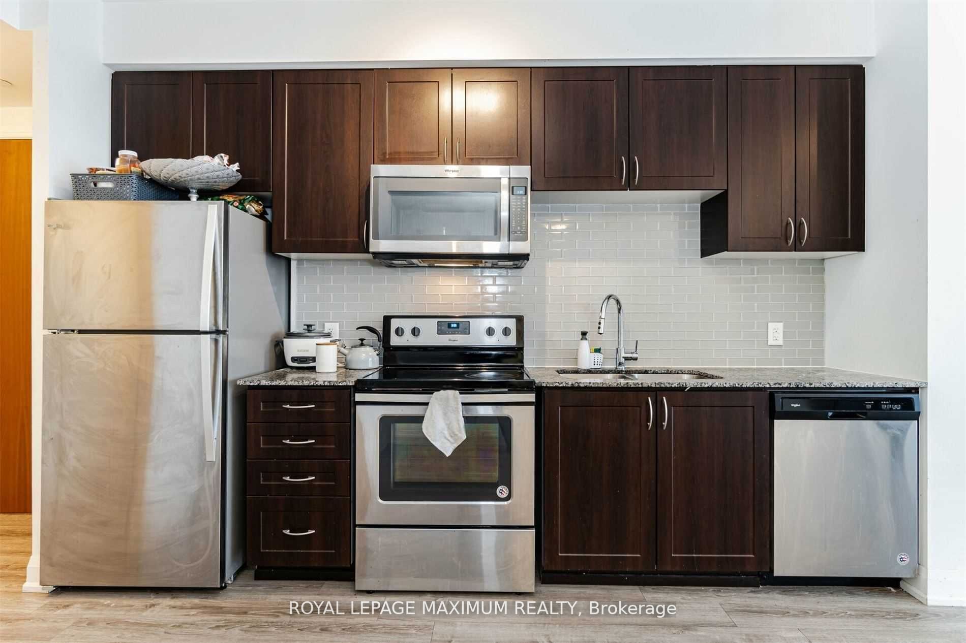 2800 Keele St, #813
