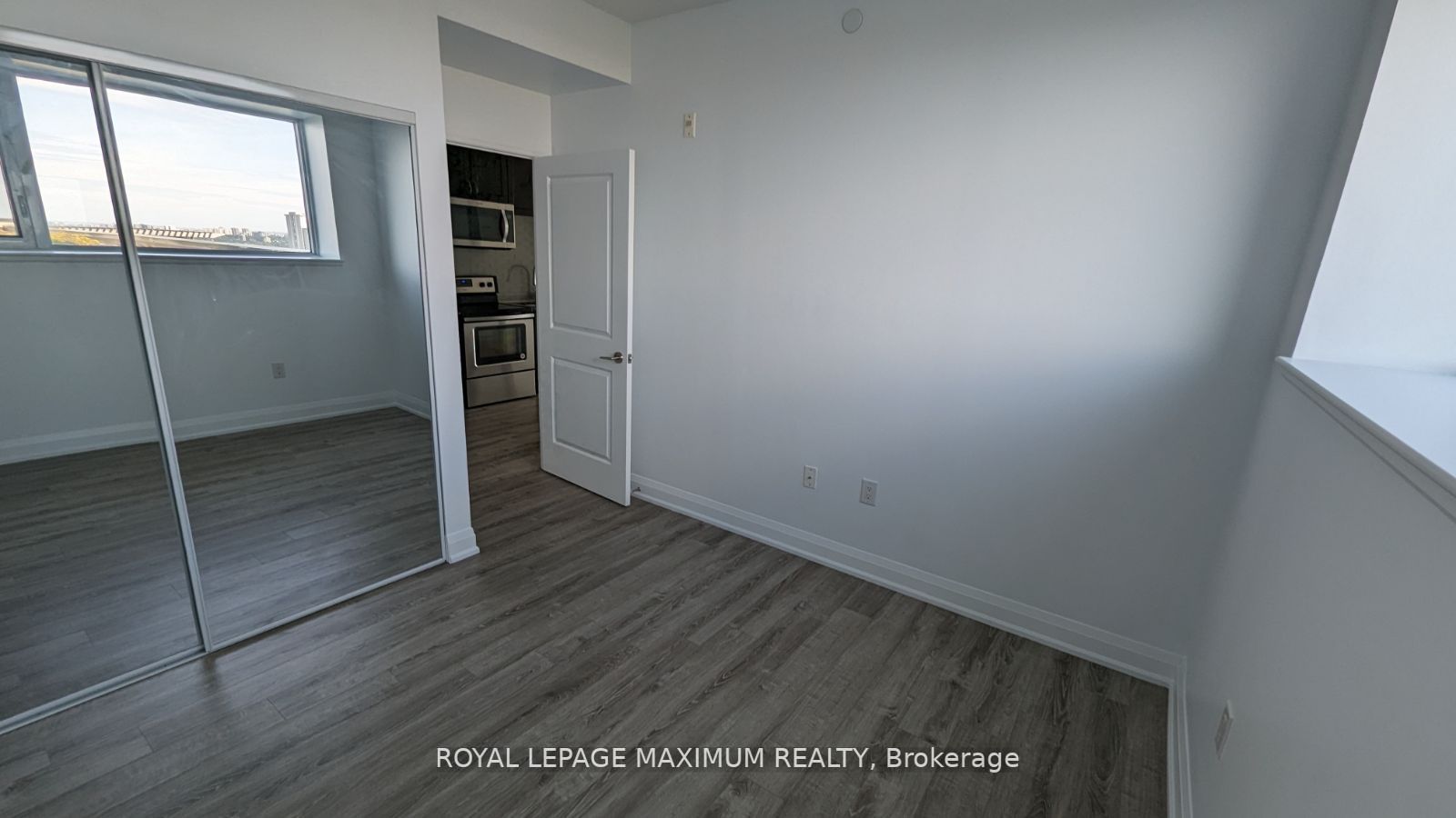 2800 Keele St, #813