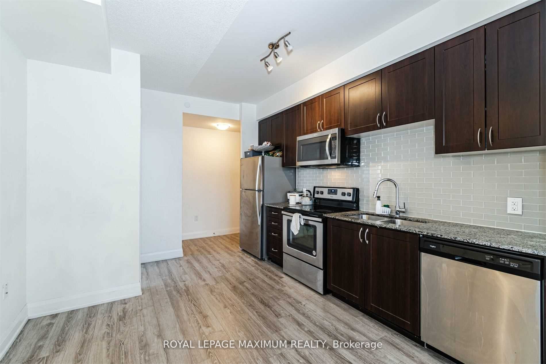 2800 Keele St, #813
