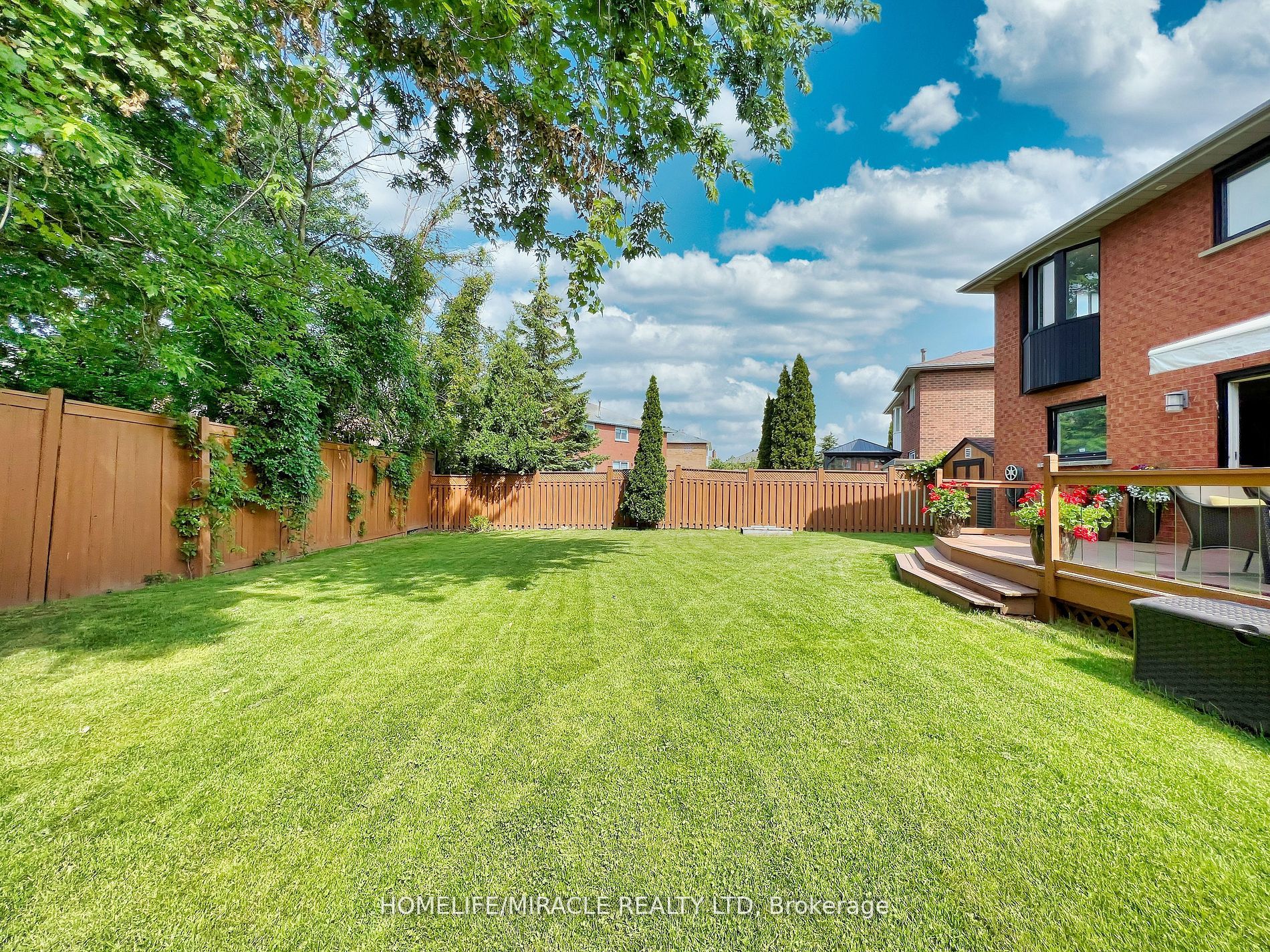4478 Grassland Crescent