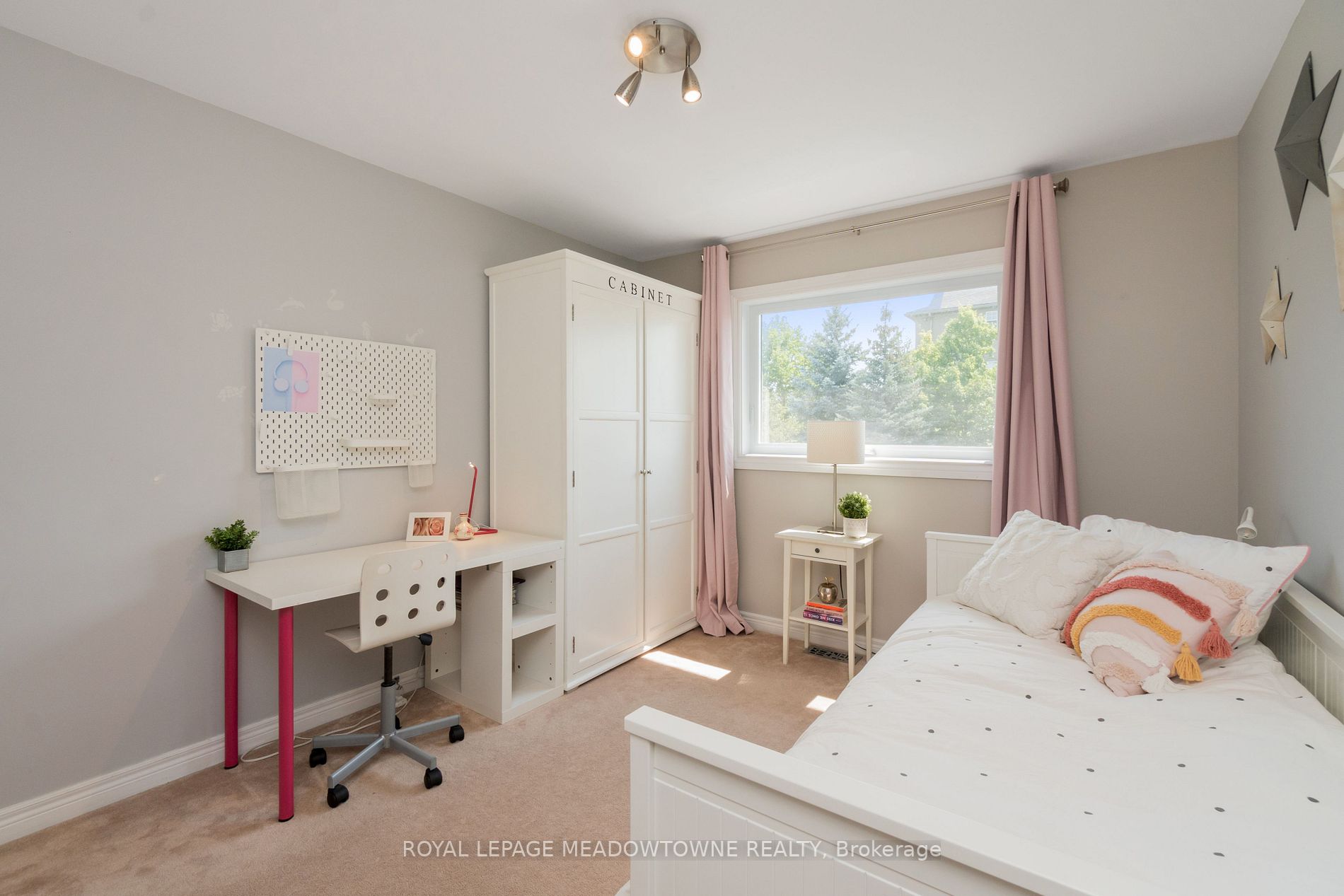 1256 Roper Drive