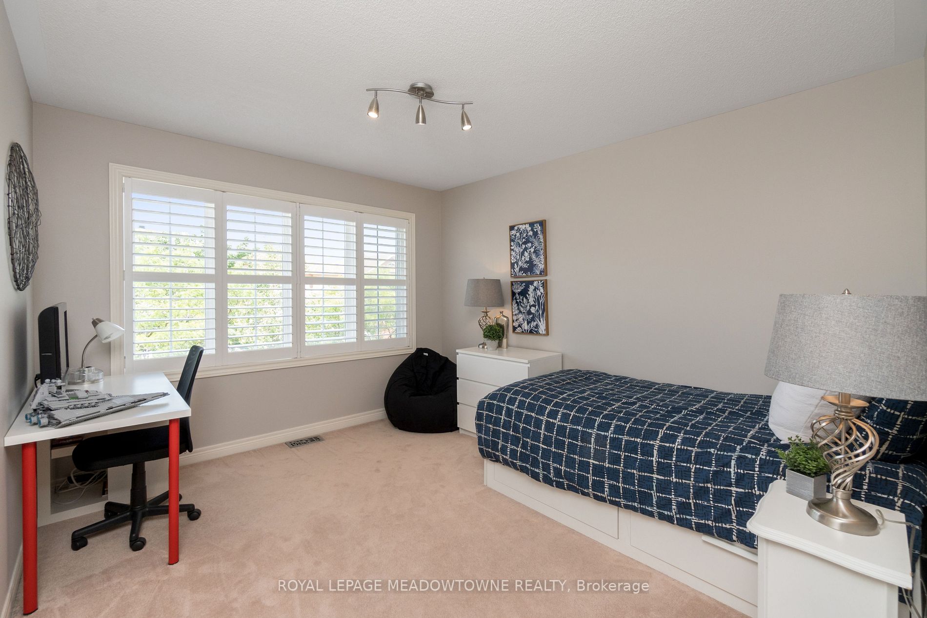 1256 Roper Drive