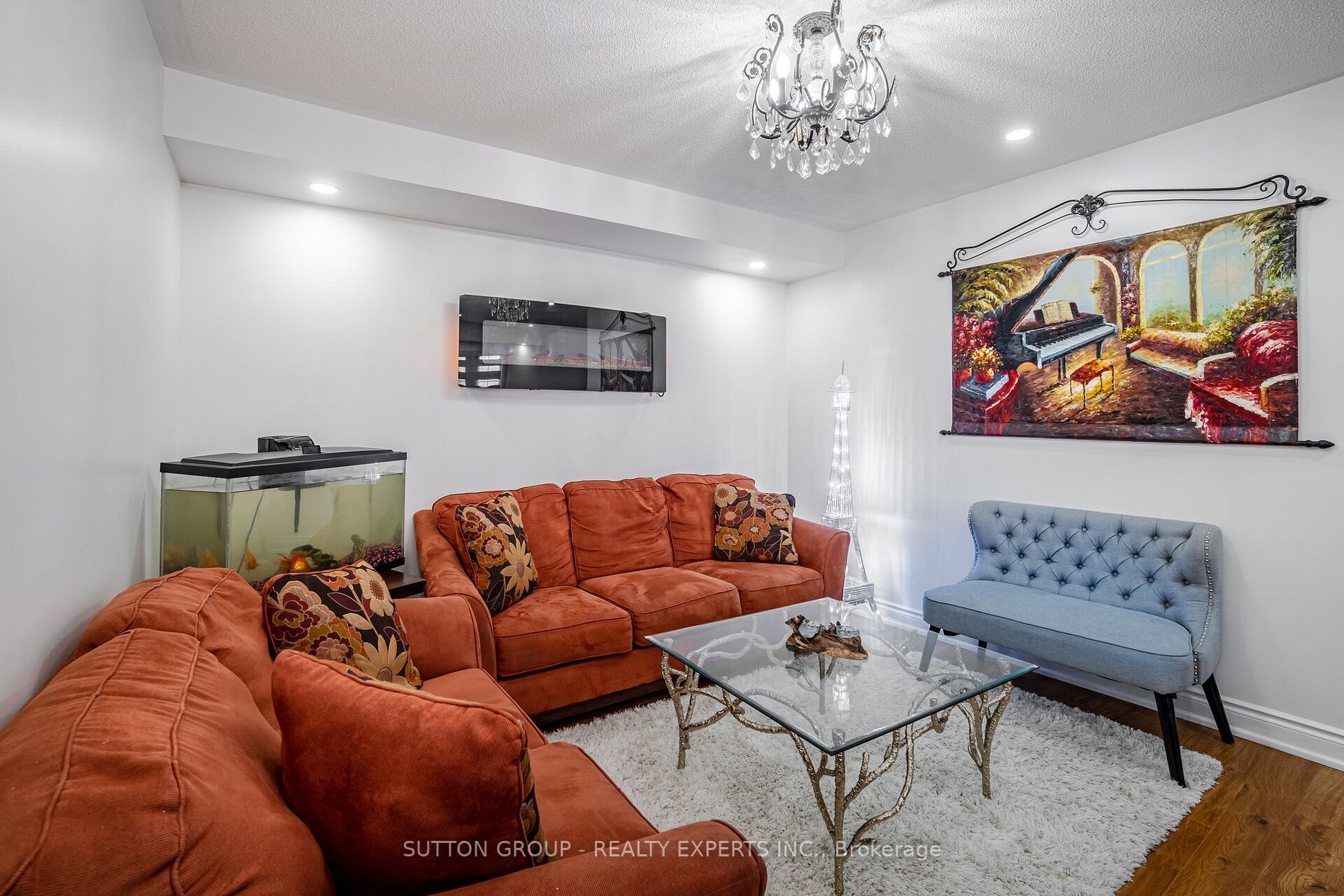 211 Thorndale Rd