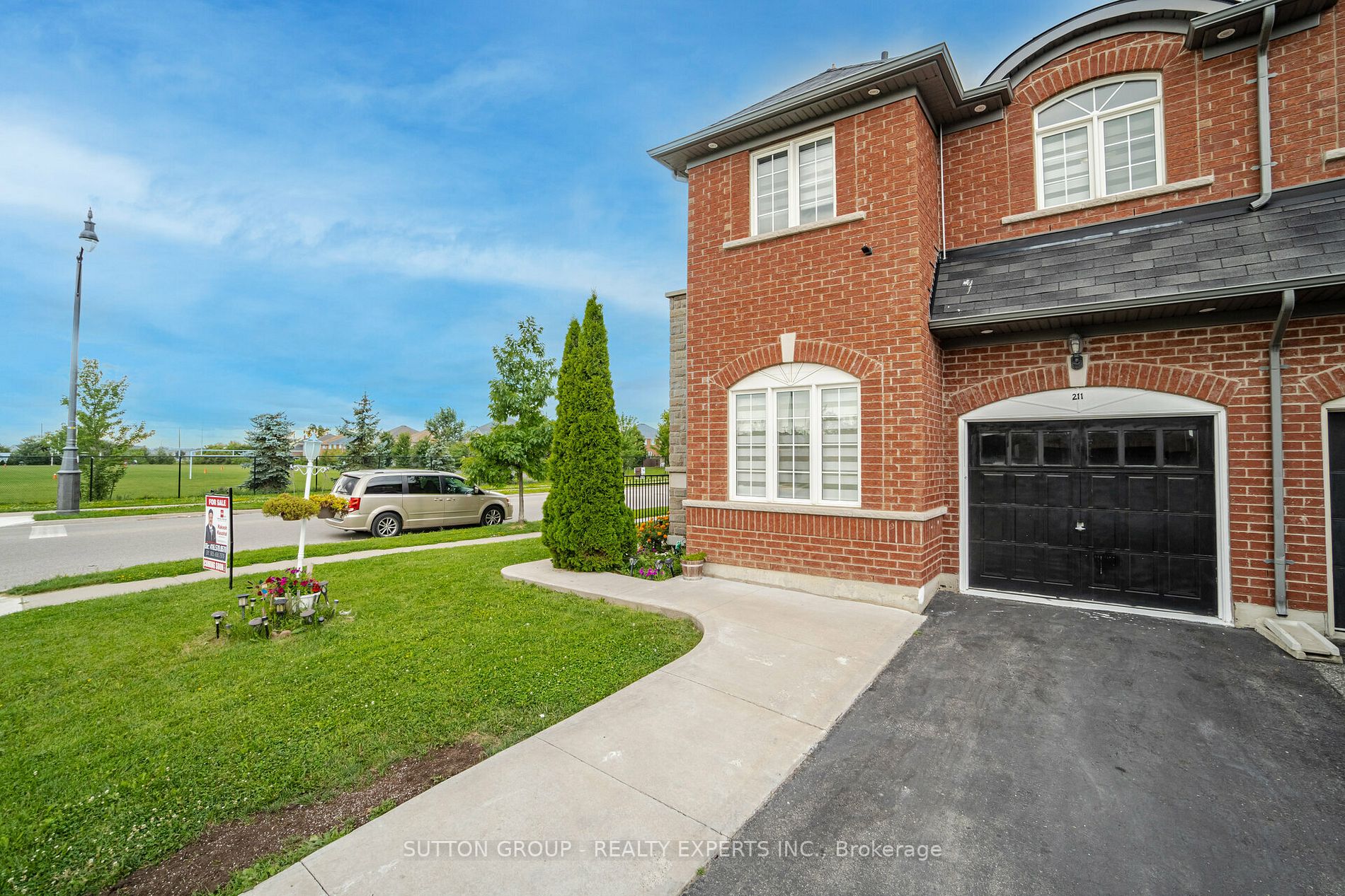 211 Thorndale Rd