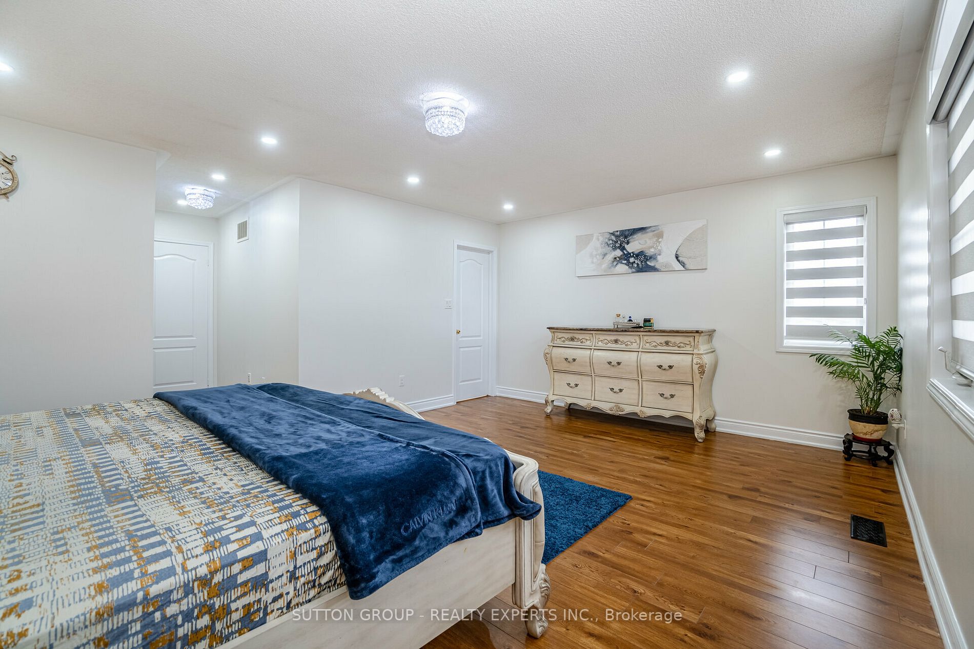 211 Thorndale Rd