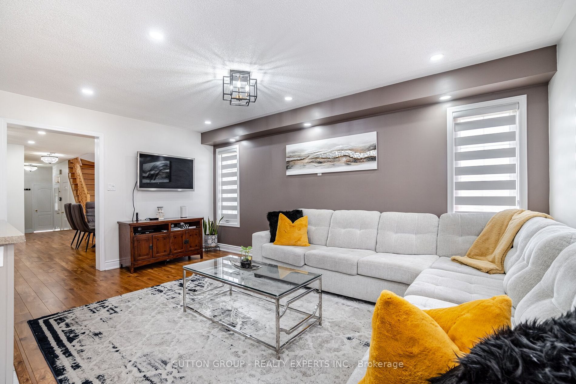 211 Thorndale Rd