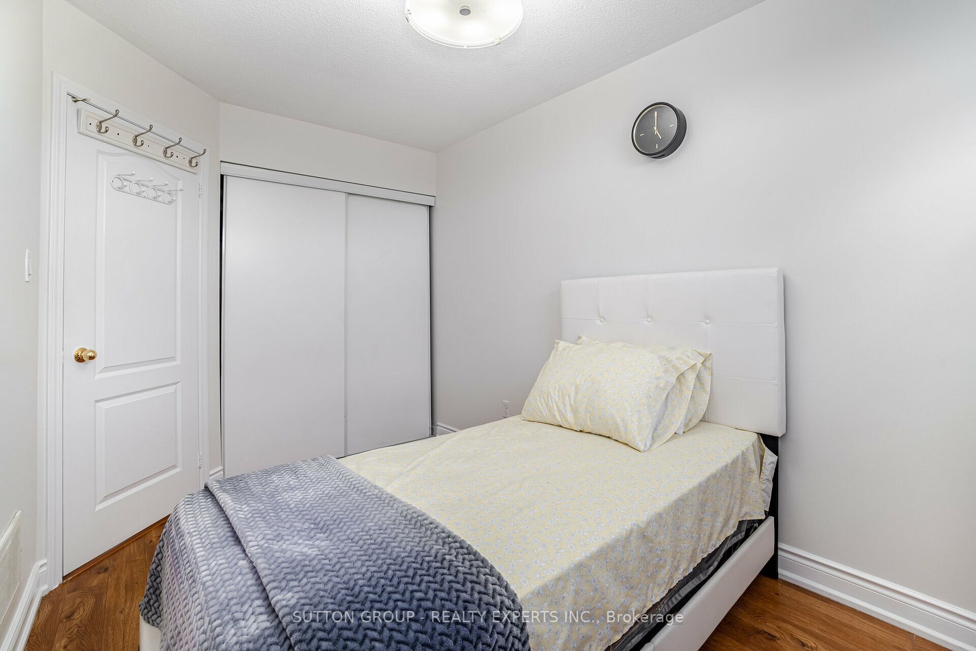 211 Thorndale Rd