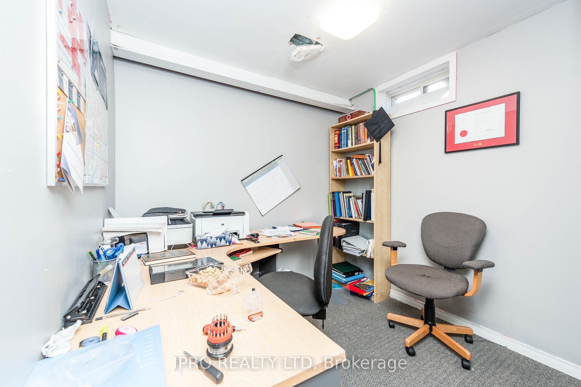 41 Fallstar Cres