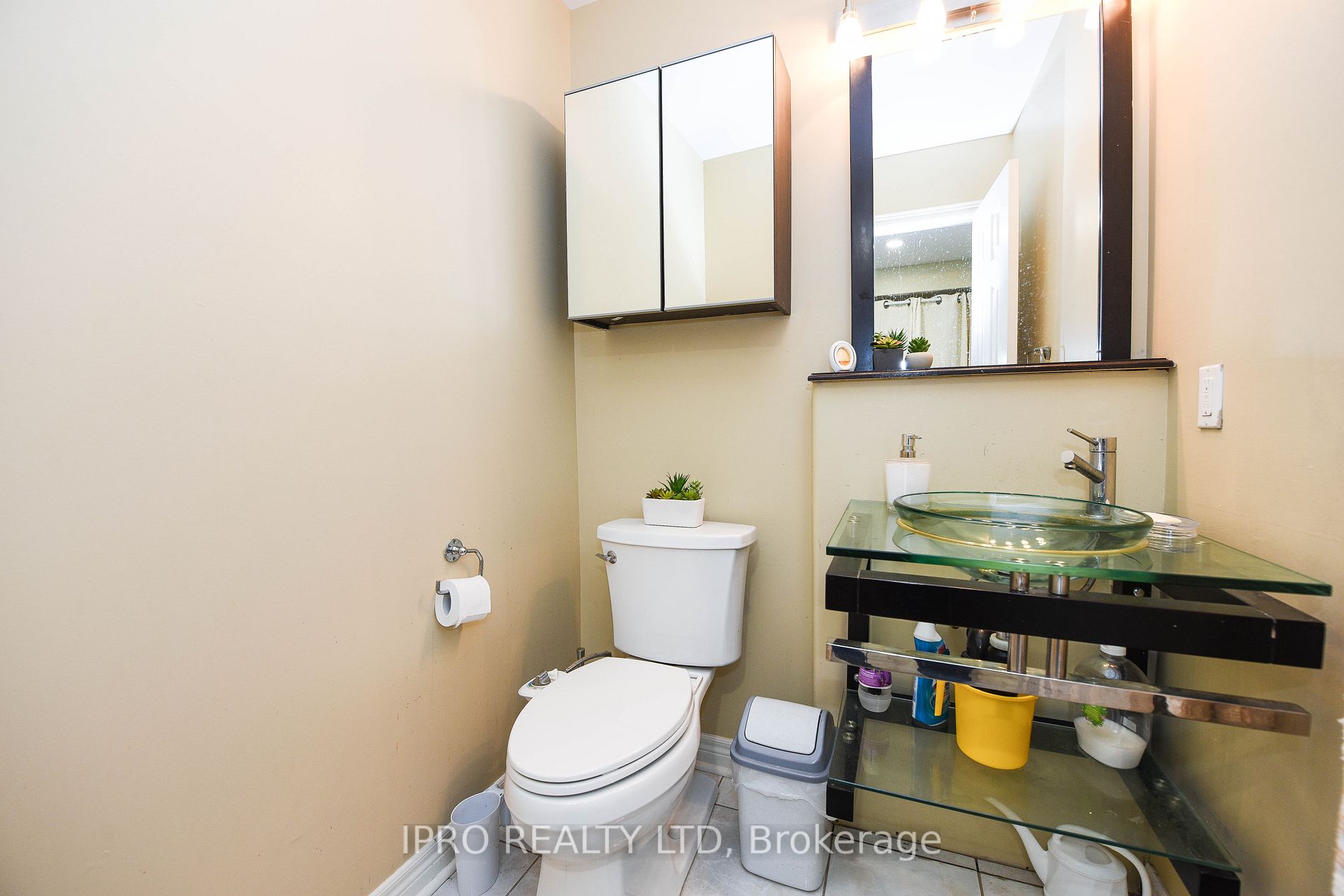 41 Fallstar Cres