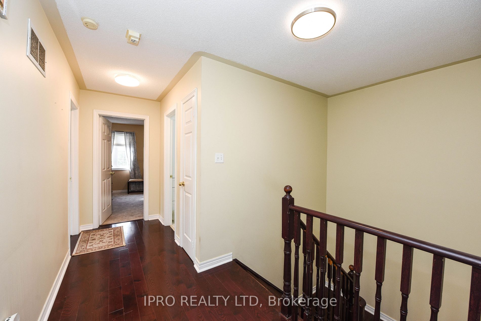 41 Fallstar Cres