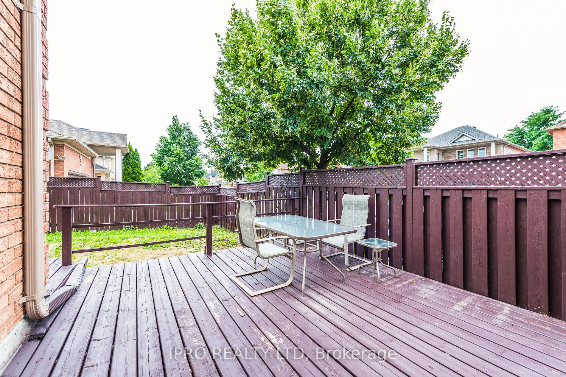 41 Fallstar Cres