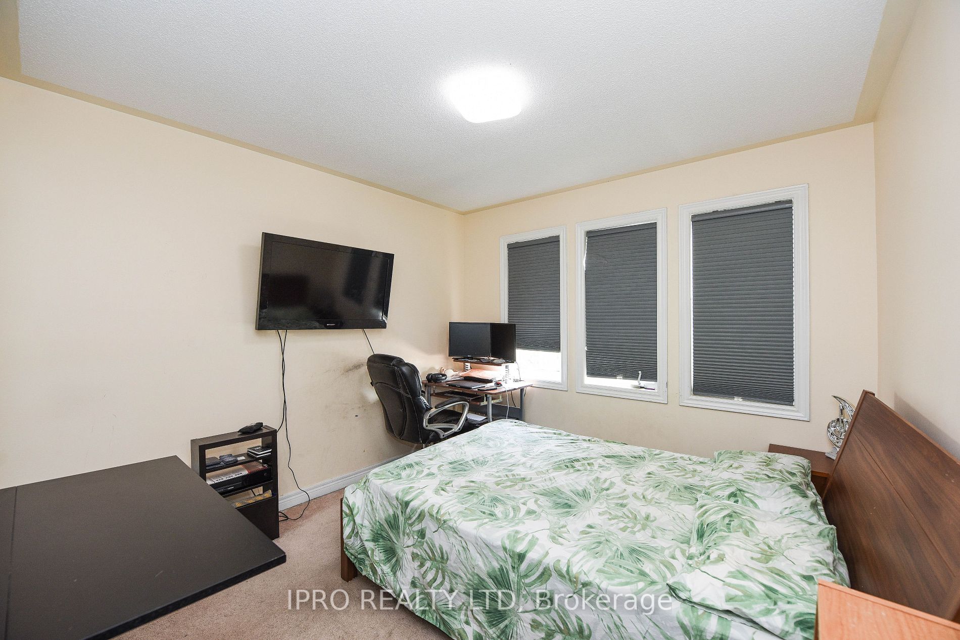 41 Fallstar Cres