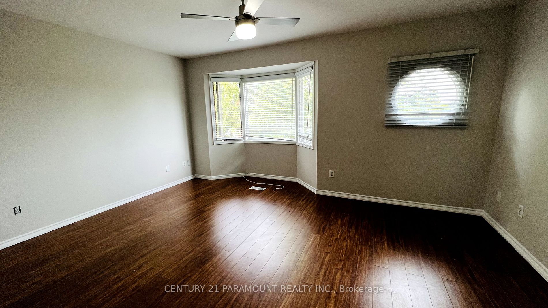24 Softneedle Ave