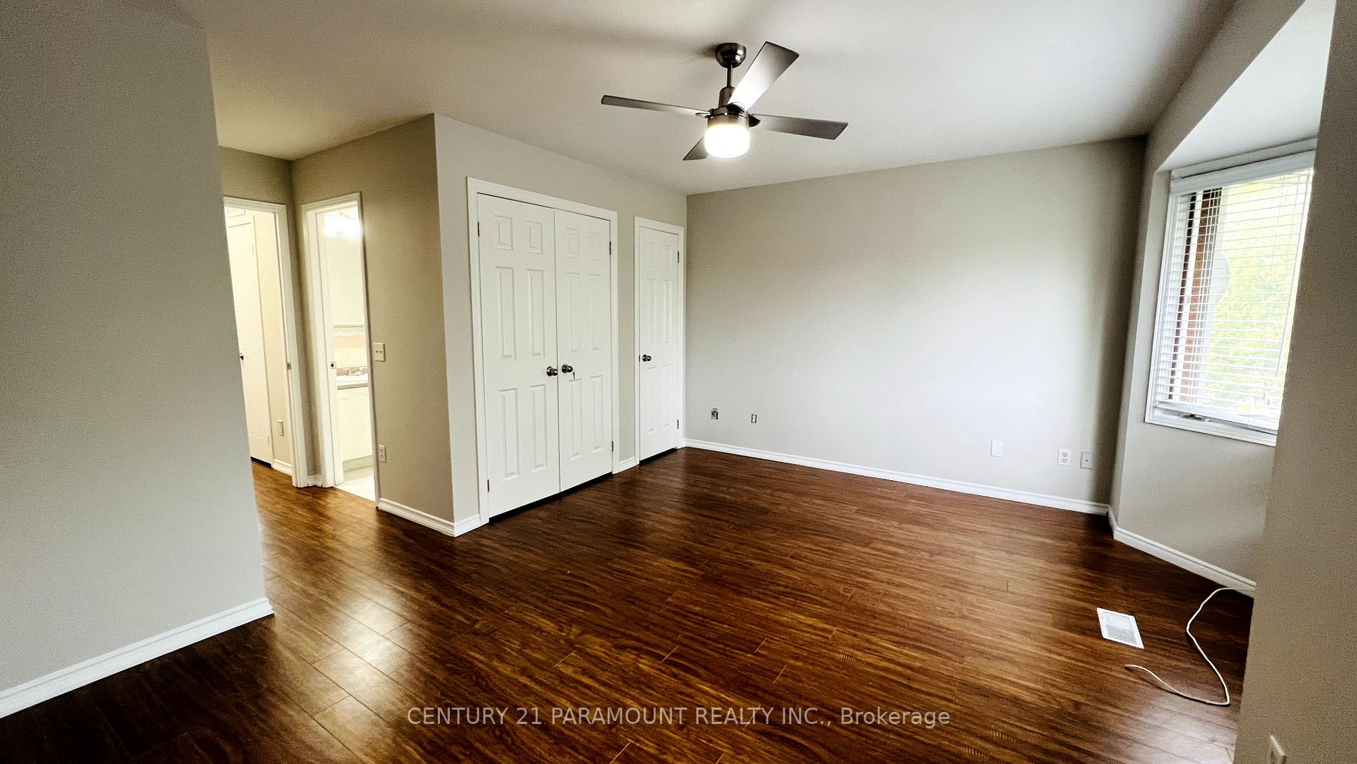 24 Softneedle Ave