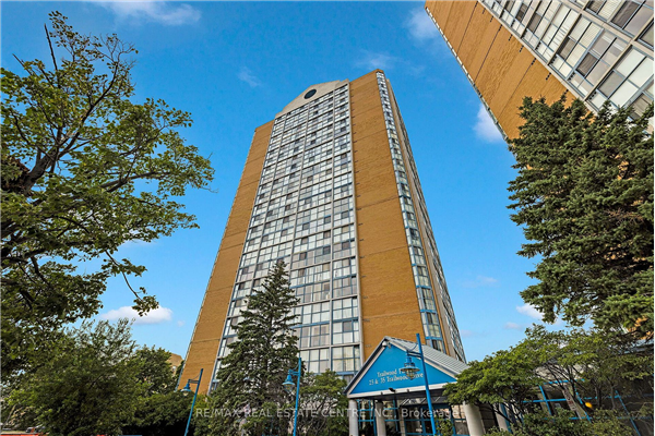 25 Trailwood Dr, Mississauga