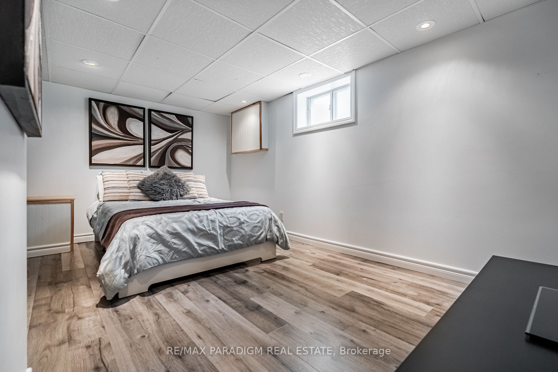 17 Rockfield Dr