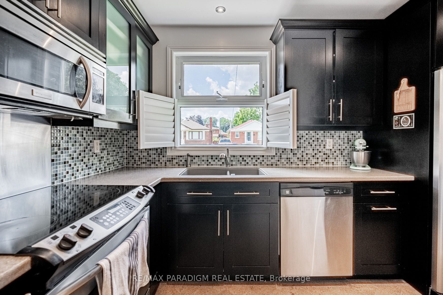 17 Rockfield Dr