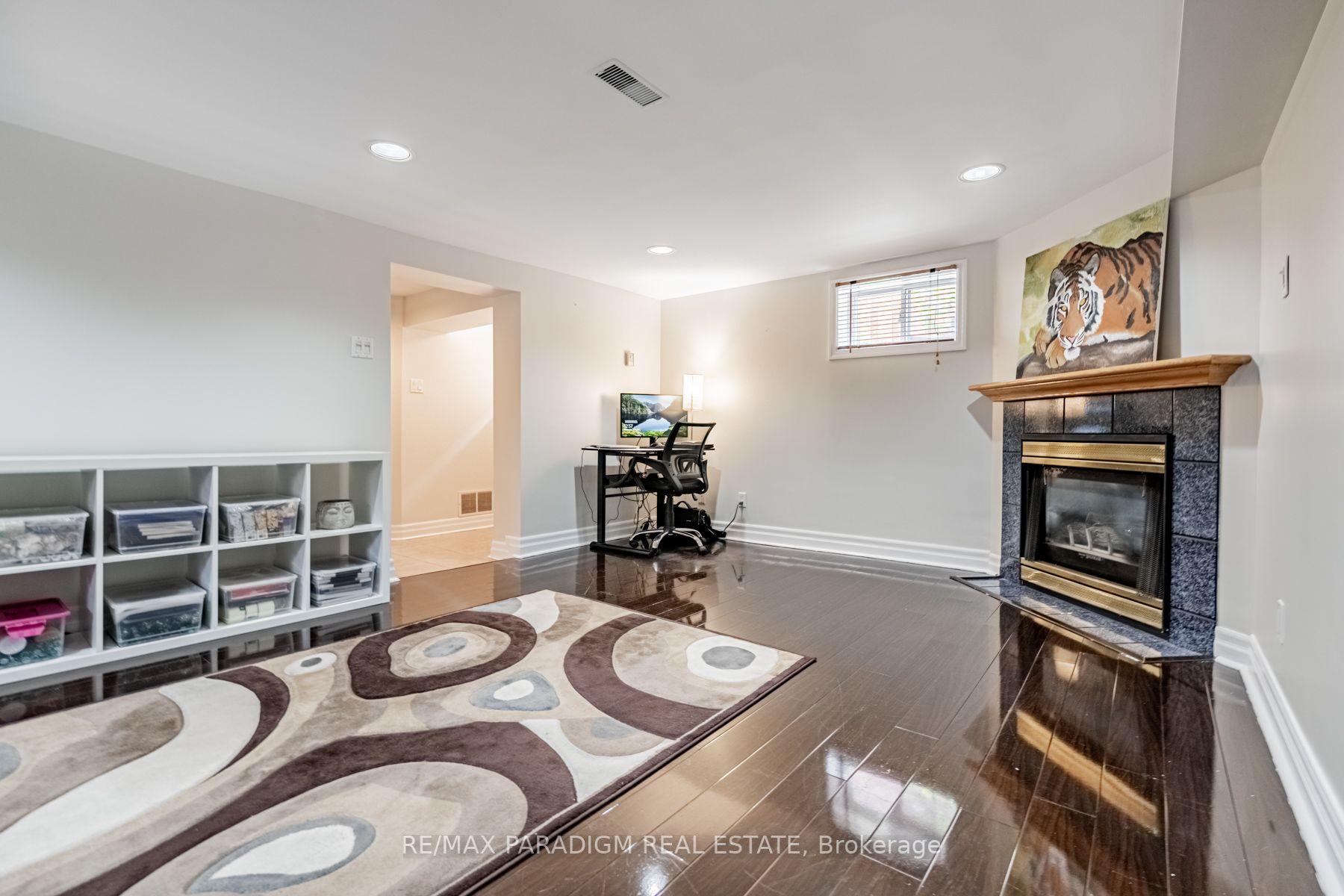 17 Rockfield Dr