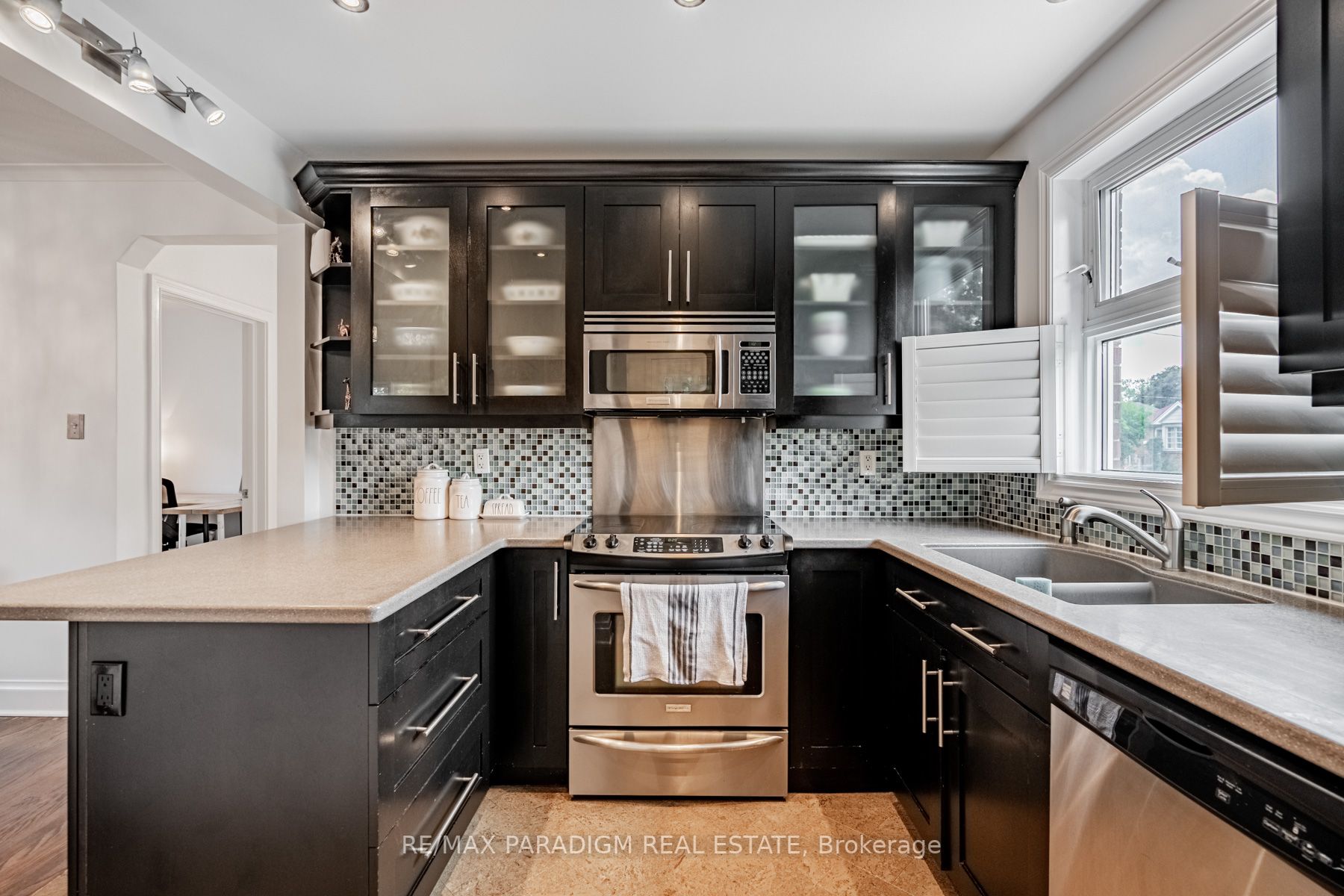 17 Rockfield Dr