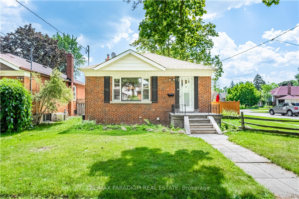17 Rockfield Dr, Toronto