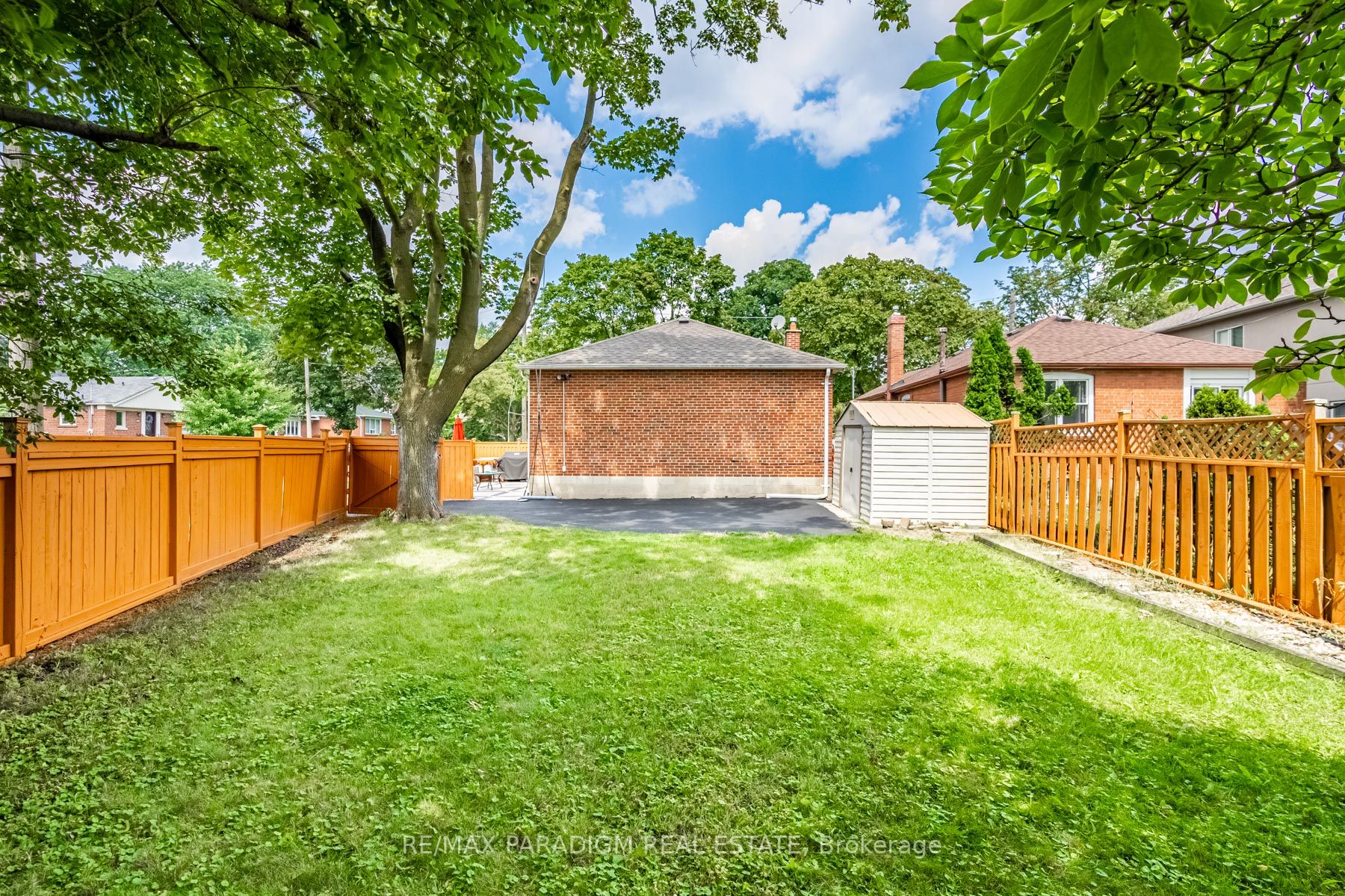 17 Rockfield Dr