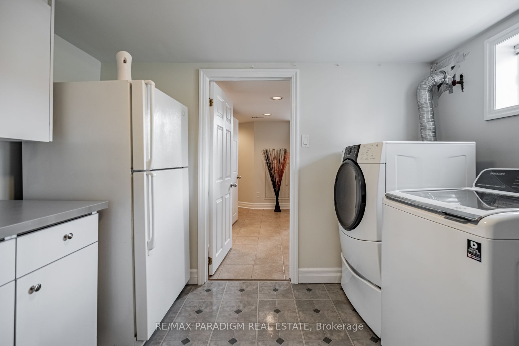 17 Rockfield Dr