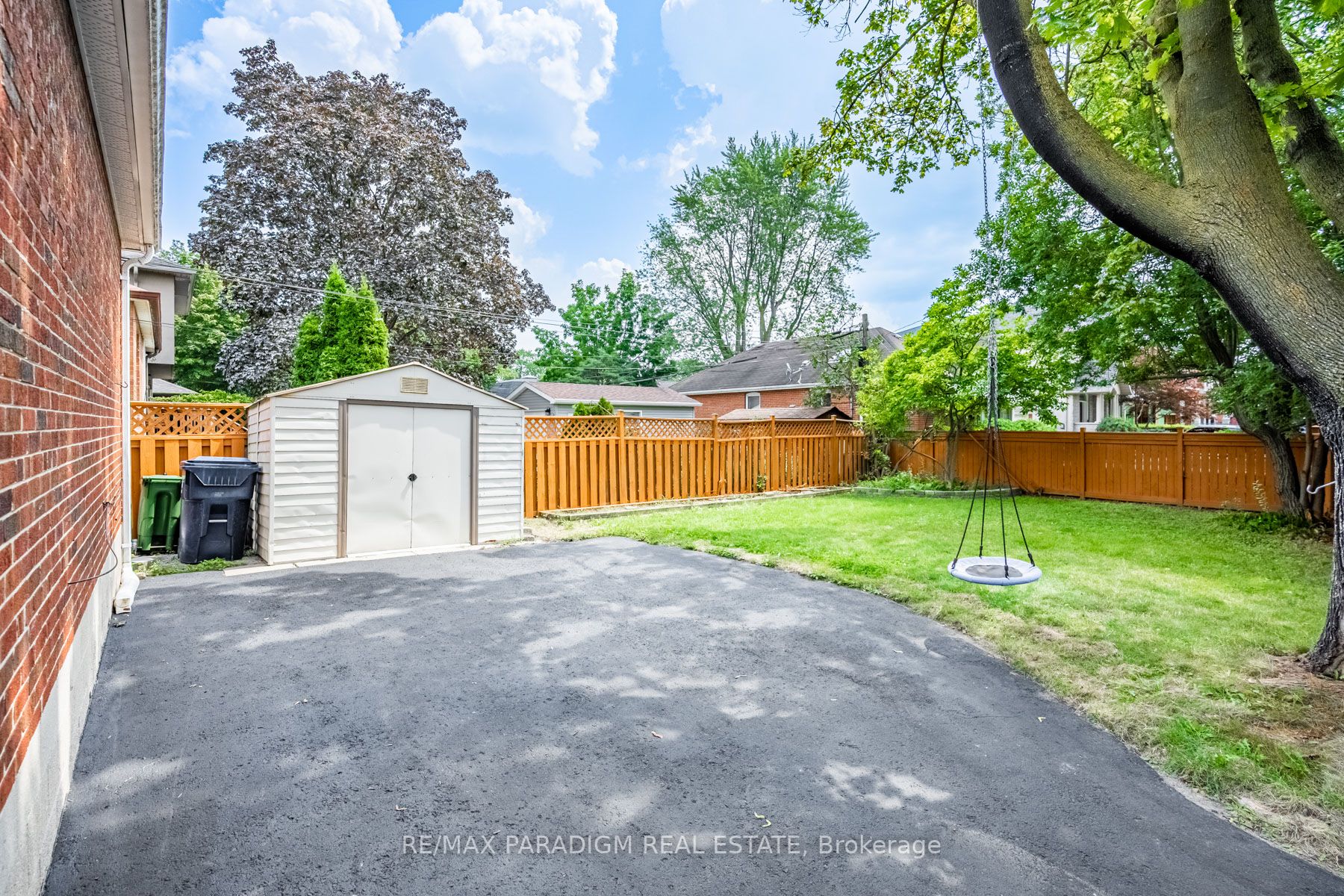 17 Rockfield Dr