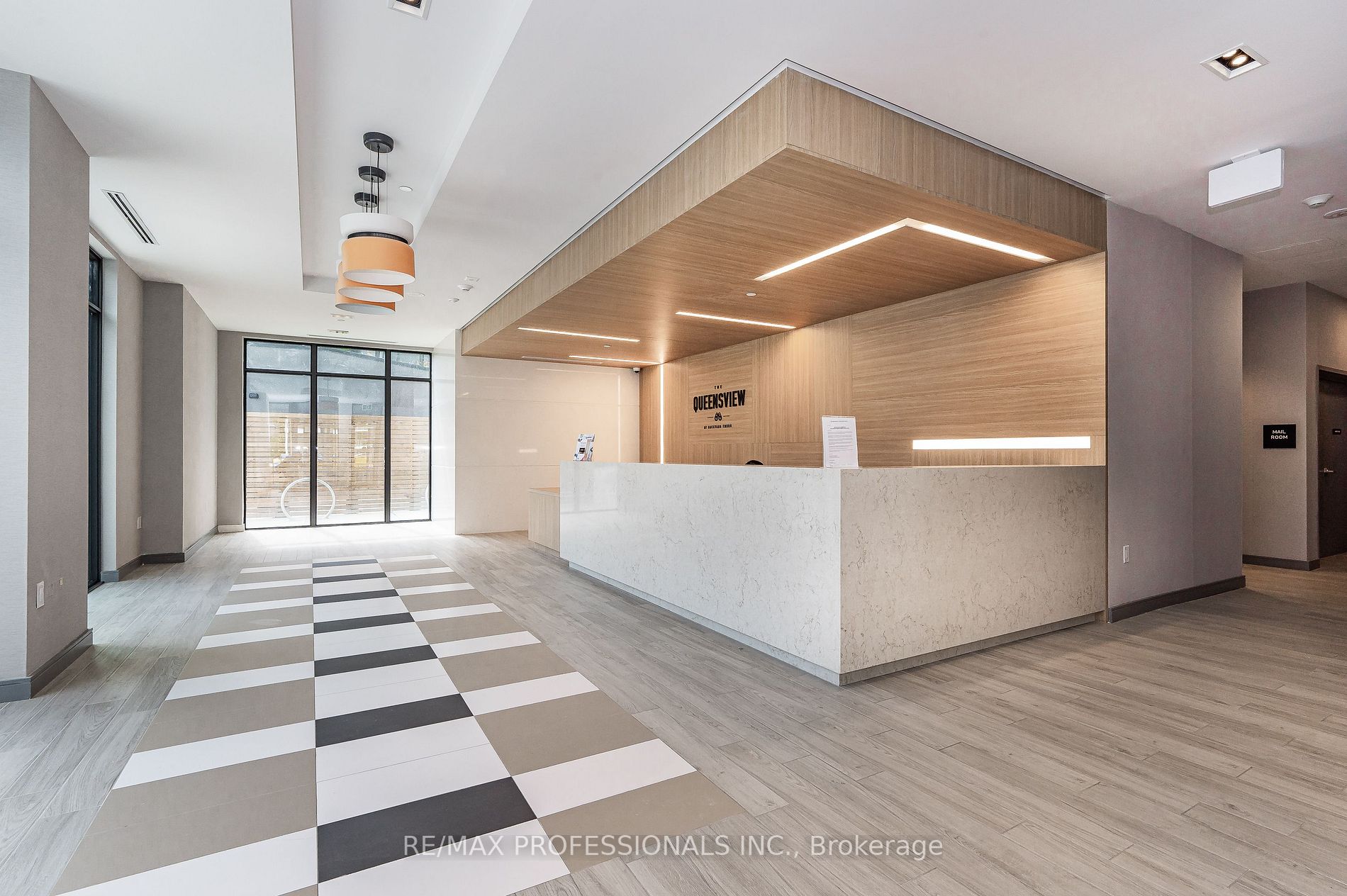 25 Neighbourhood Lane, #801