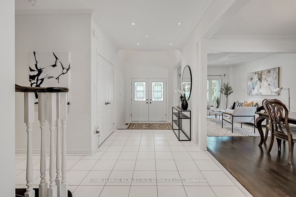 2299 Hilltop Lane