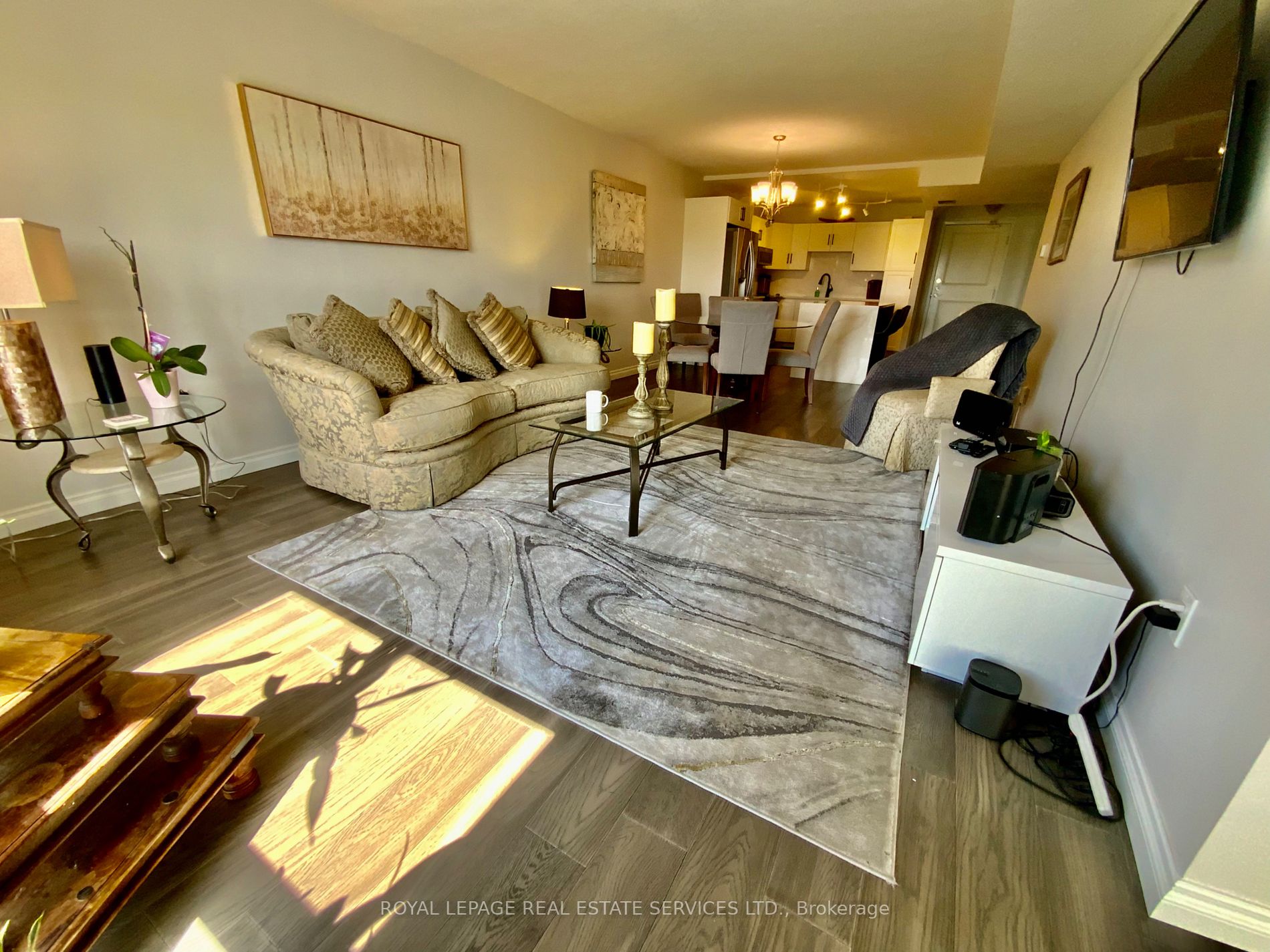 102 Bronte Road, #411
